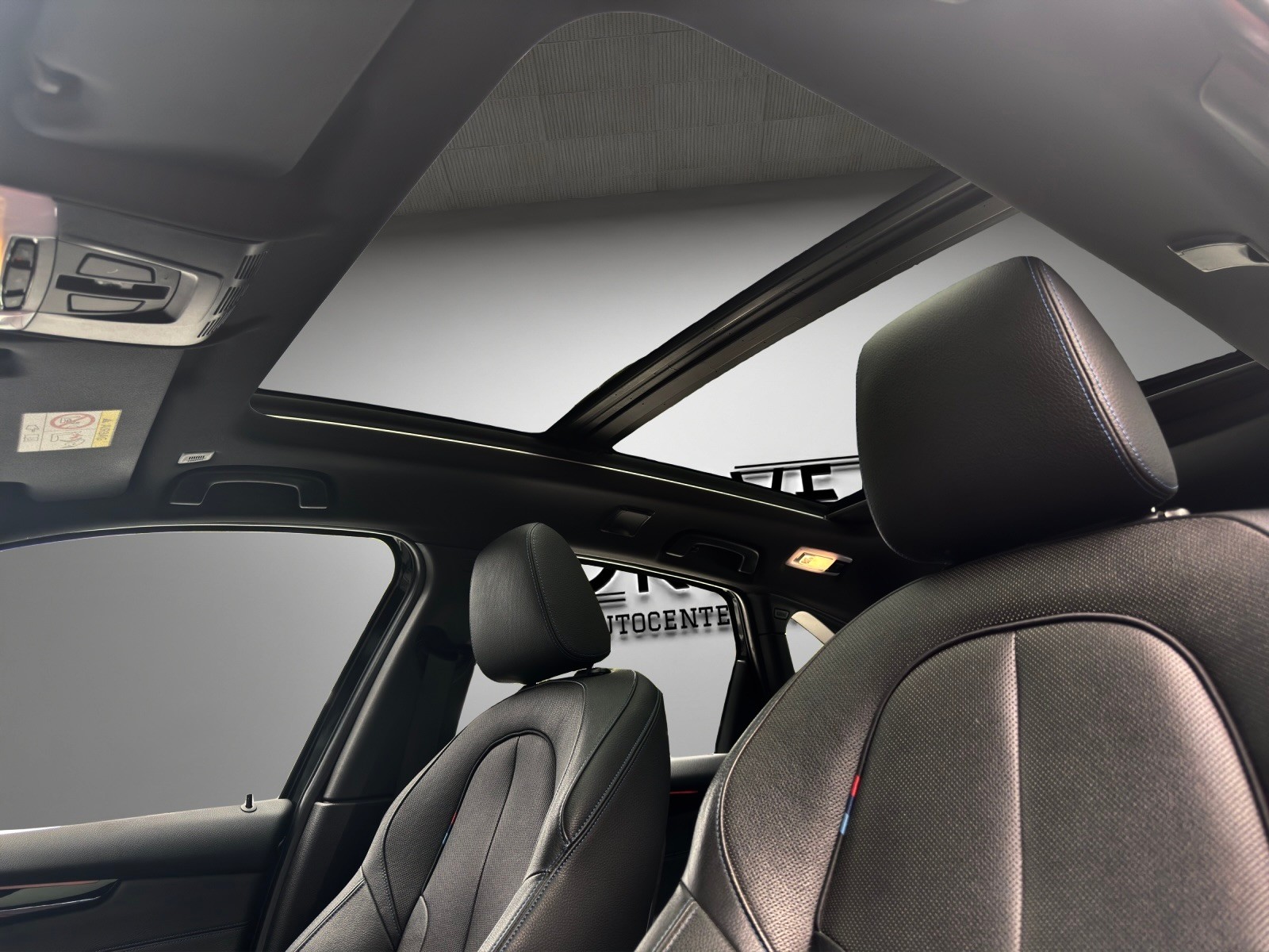 BMW 225xe iPerformance Active Tourer Steptronic M Sport-image-17