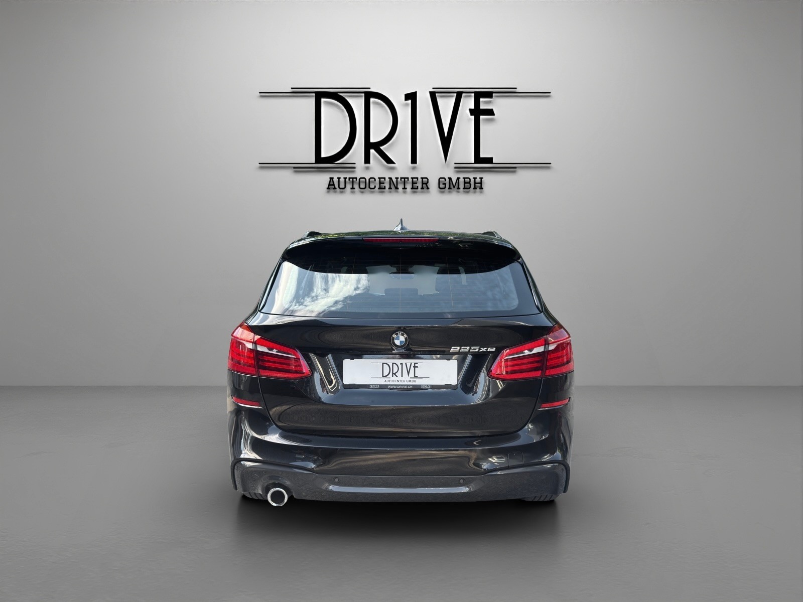 BMW 225xe iPerformance Active Tourer Steptronic M Sport-image-5