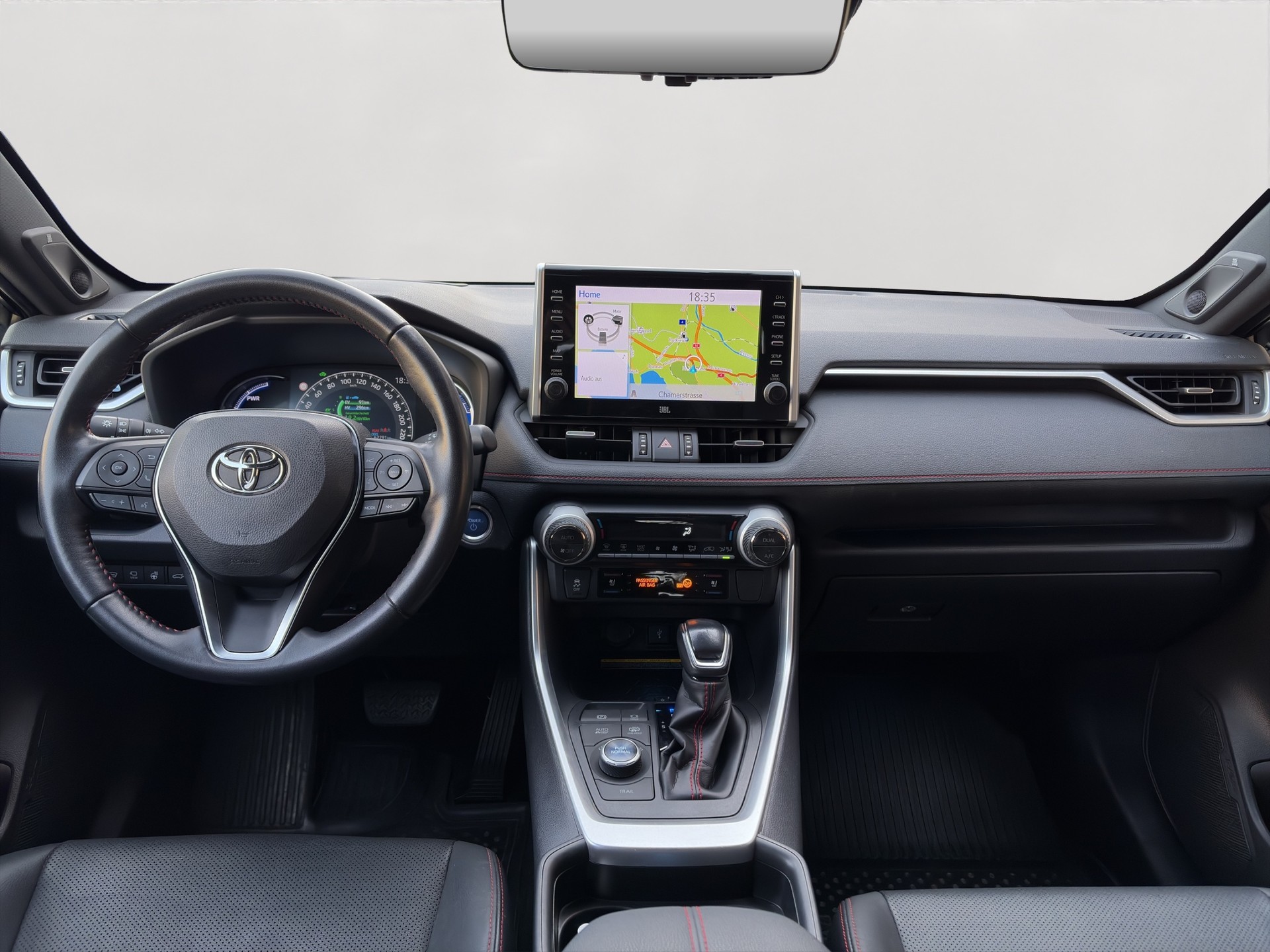 TOYOTA RAV-4 2.5 PHEV Platinum e-CVT 4WD-image-9