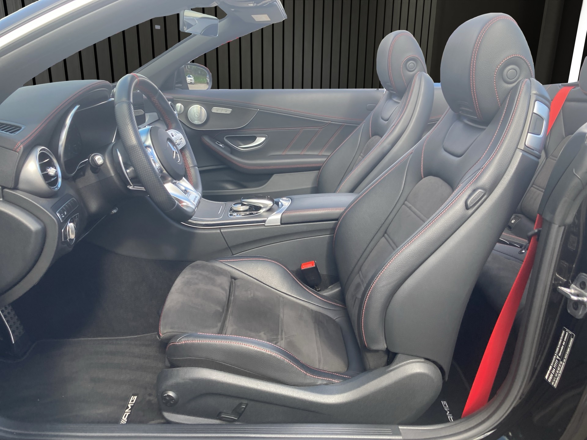 MERCEDES-BENZ C 43 AMG Cabriolet-image-9