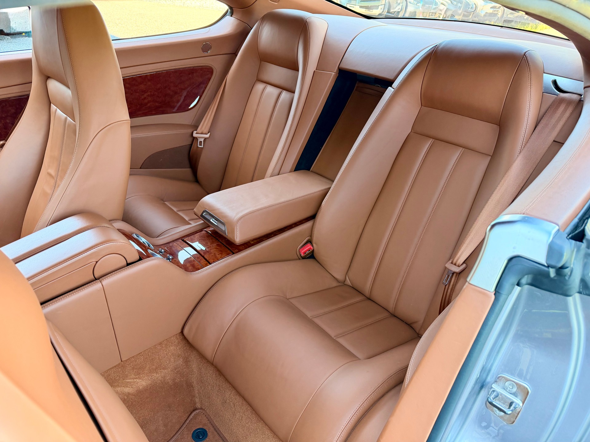 BENTLEY Continental GT 6.0-image-11