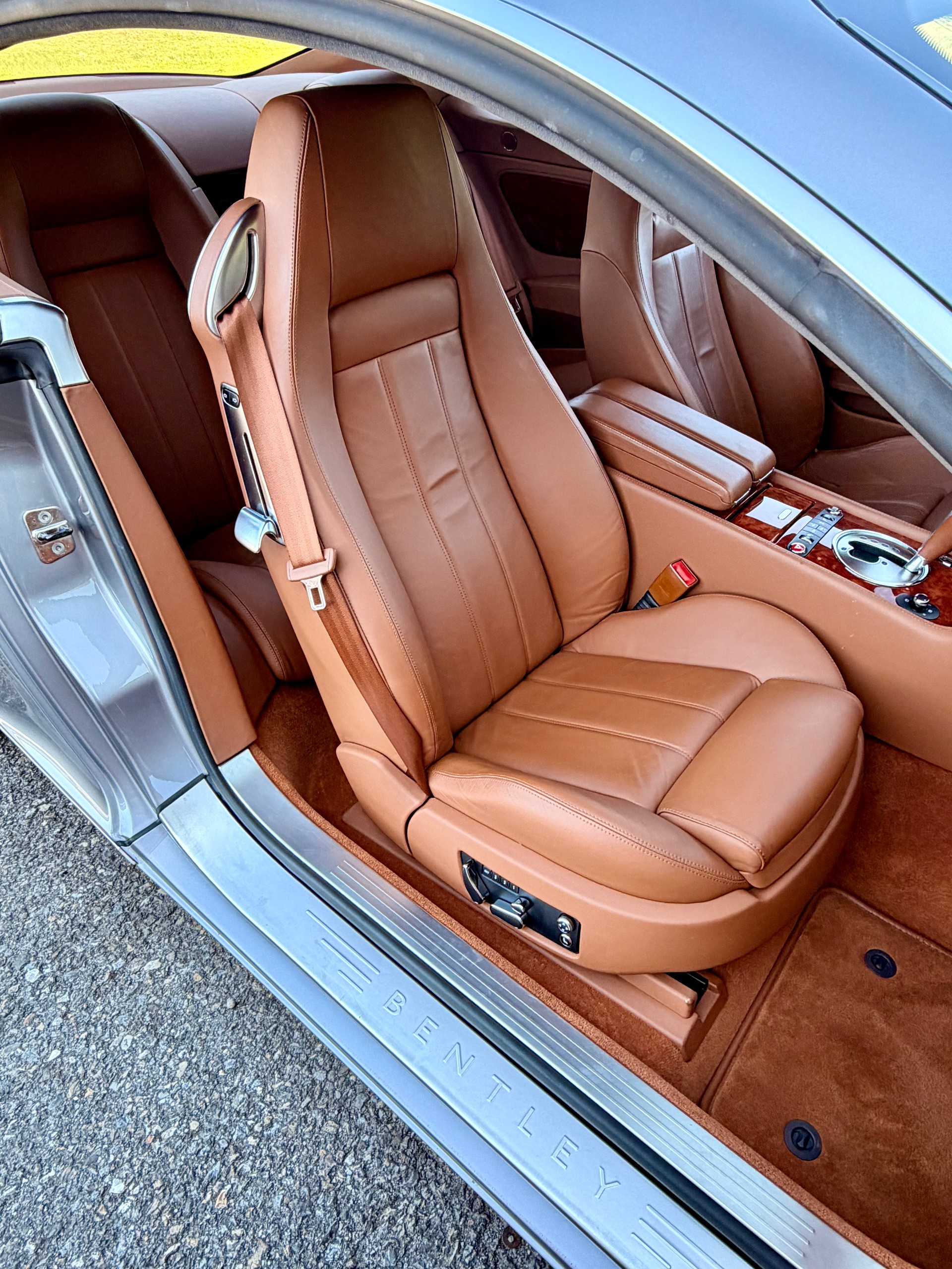 BENTLEY Continental GT 6.0-image-16