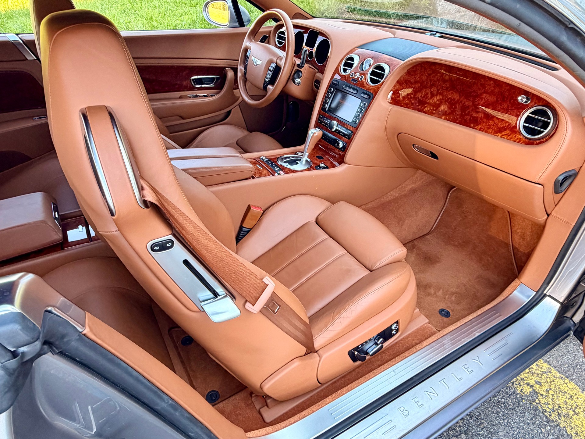 BENTLEY Continental GT 6.0-image-14