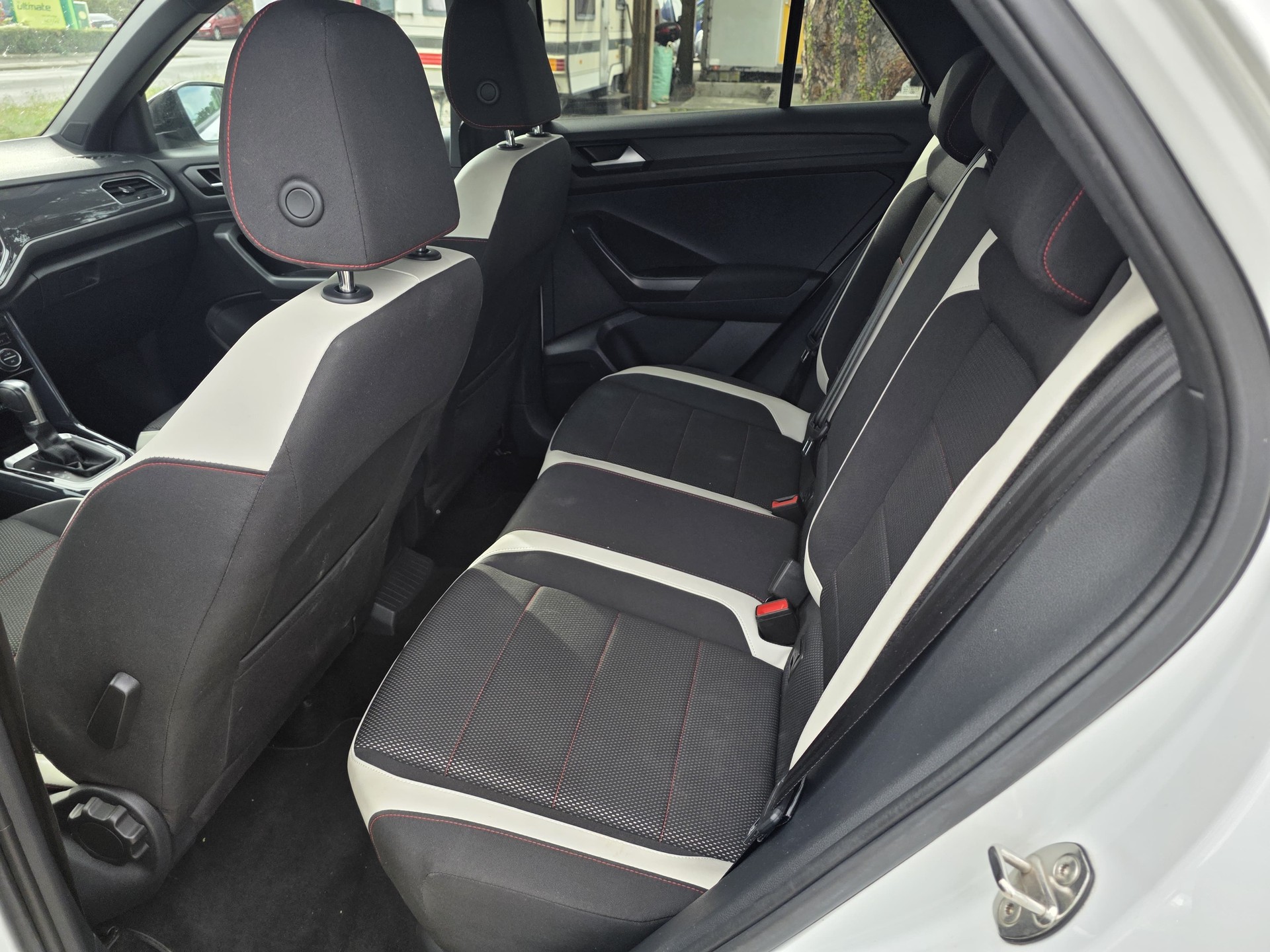 VW T-Roc 1.5 TSI EVO Advance DSG-image-14