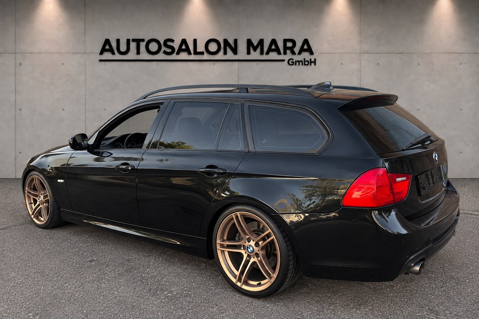 BMW 335i xDrive Touring Steptronic M- Paket-image-3