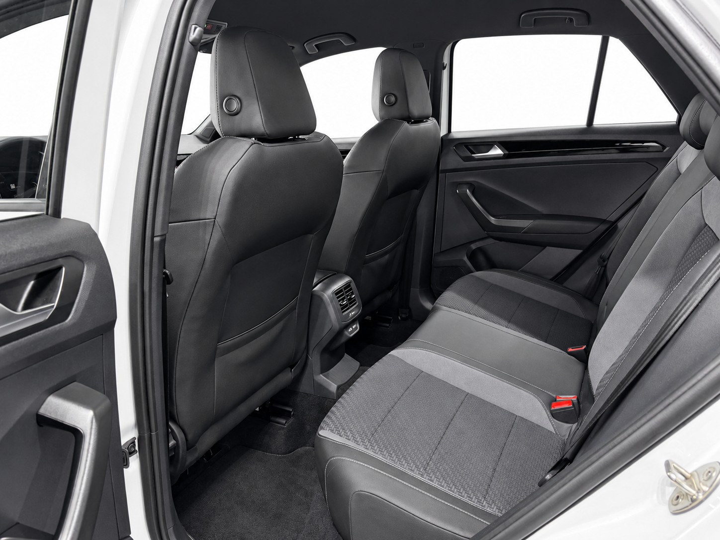 VW T-Roc 2.0 TSI R DSG 4Motion * Anhängerkupplung *-image-12