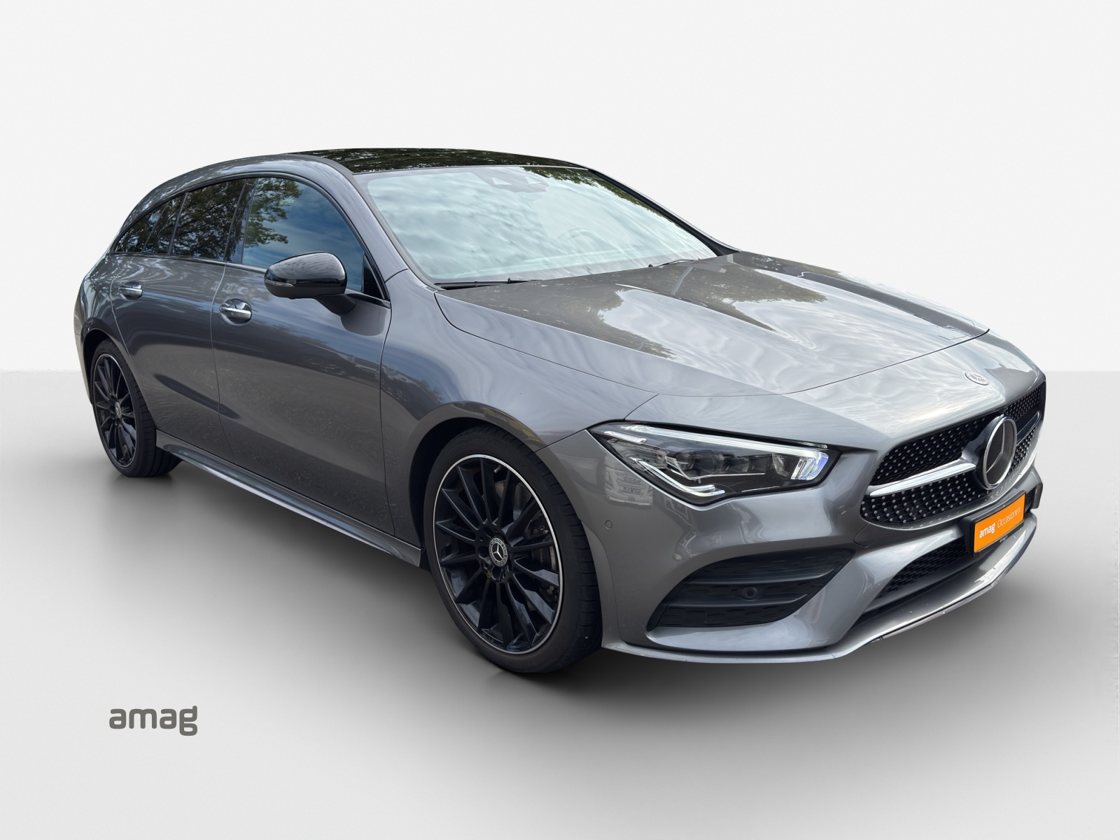 MERCEDES-BENZ CLA Shooting Brake 250 4Matic 7G-DCT AMG Line-image-5