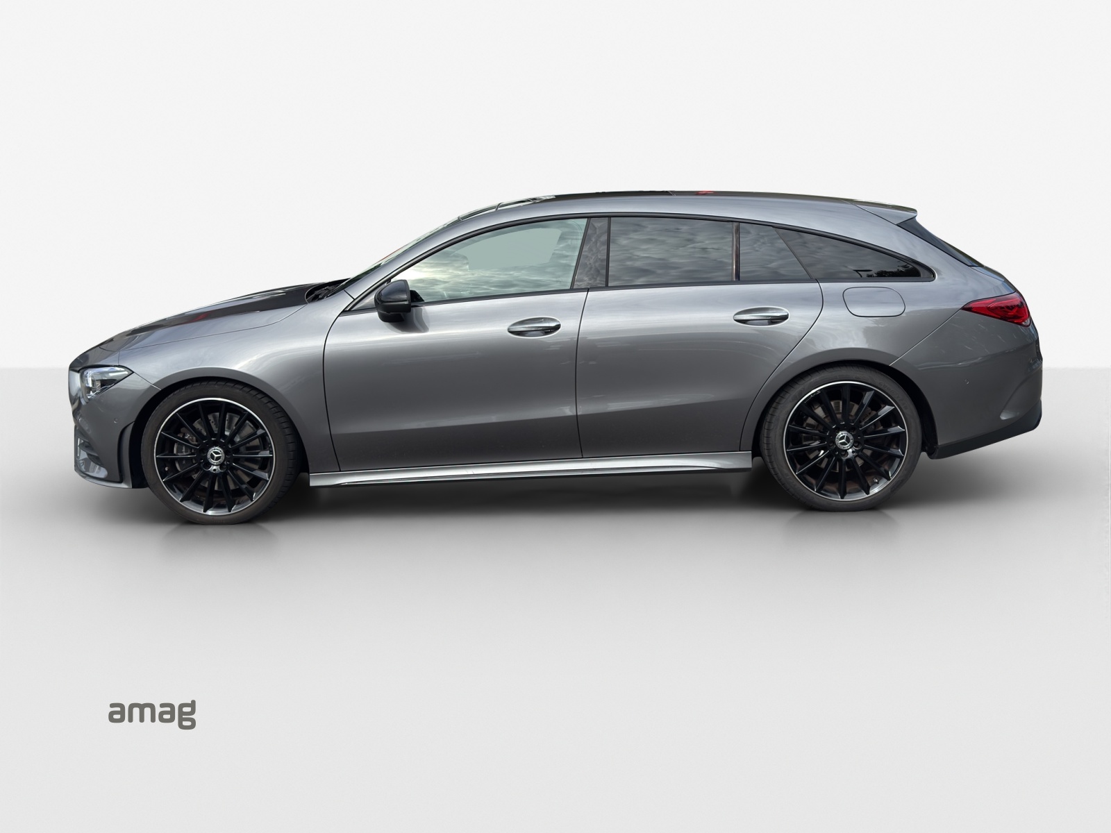 MERCEDES-BENZ CLA Shooting Brake 250 4Matic 7G-DCT AMG Line-image-1