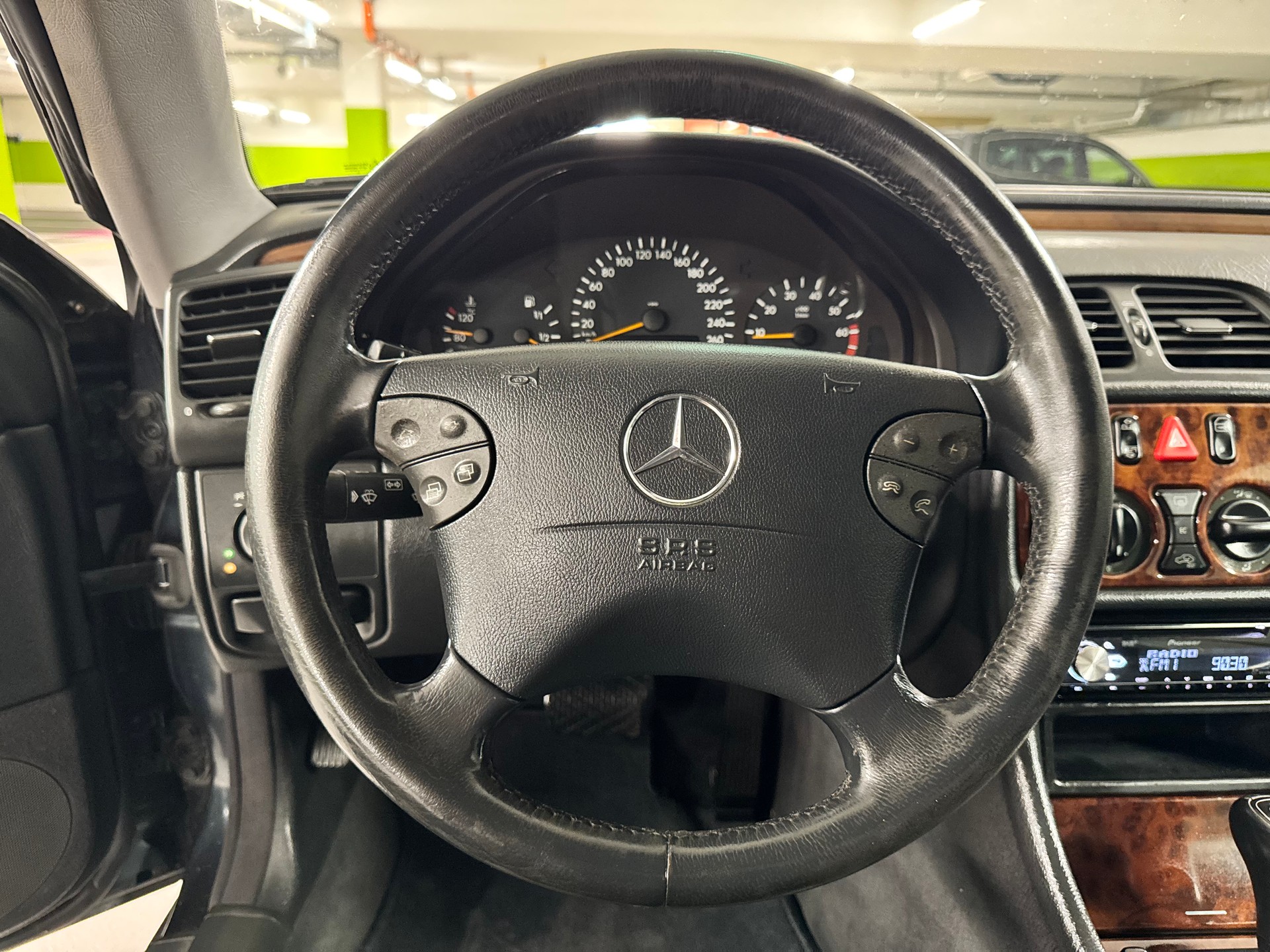 MERCEDES-BENZ CLK 230 K Elégance-image-10