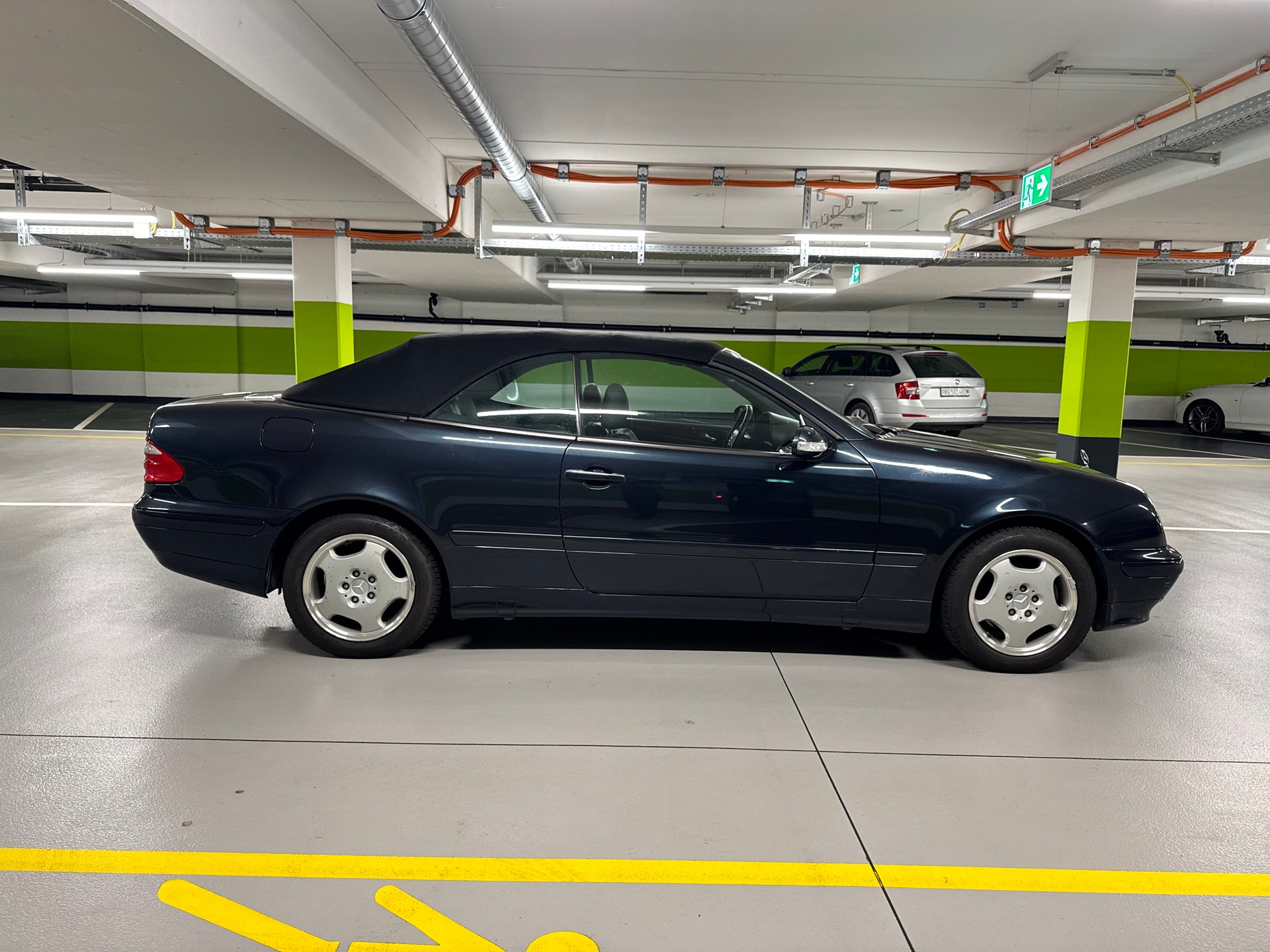 MERCEDES-BENZ CLK 230 K Elégance-image-3