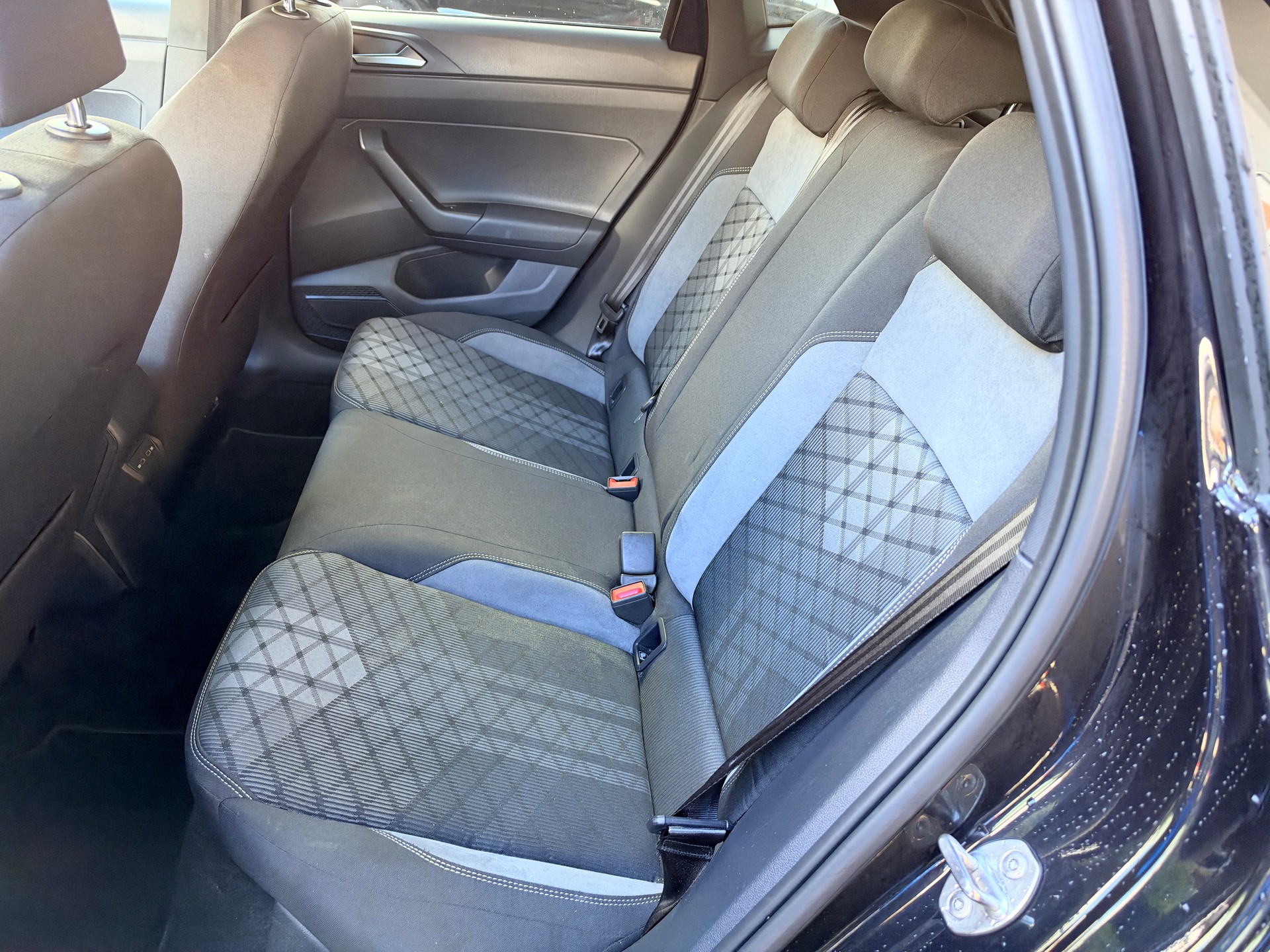 VW Polo 1.0 TSI R-Line DSG IQ-Drive CH-Fahrzeug-image-9