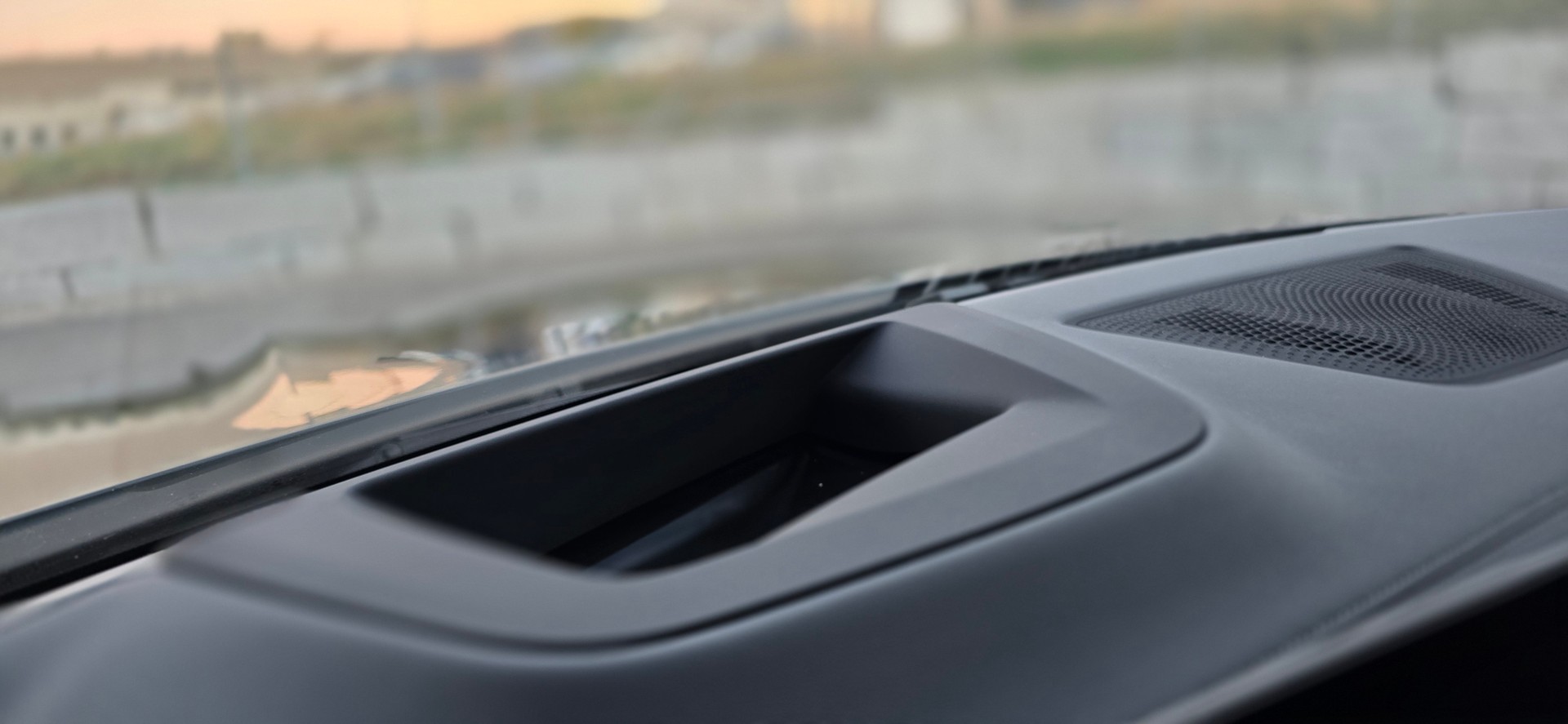 BMW X6 xDrive 48V 40d M Sport Pro Steptronic-image-15