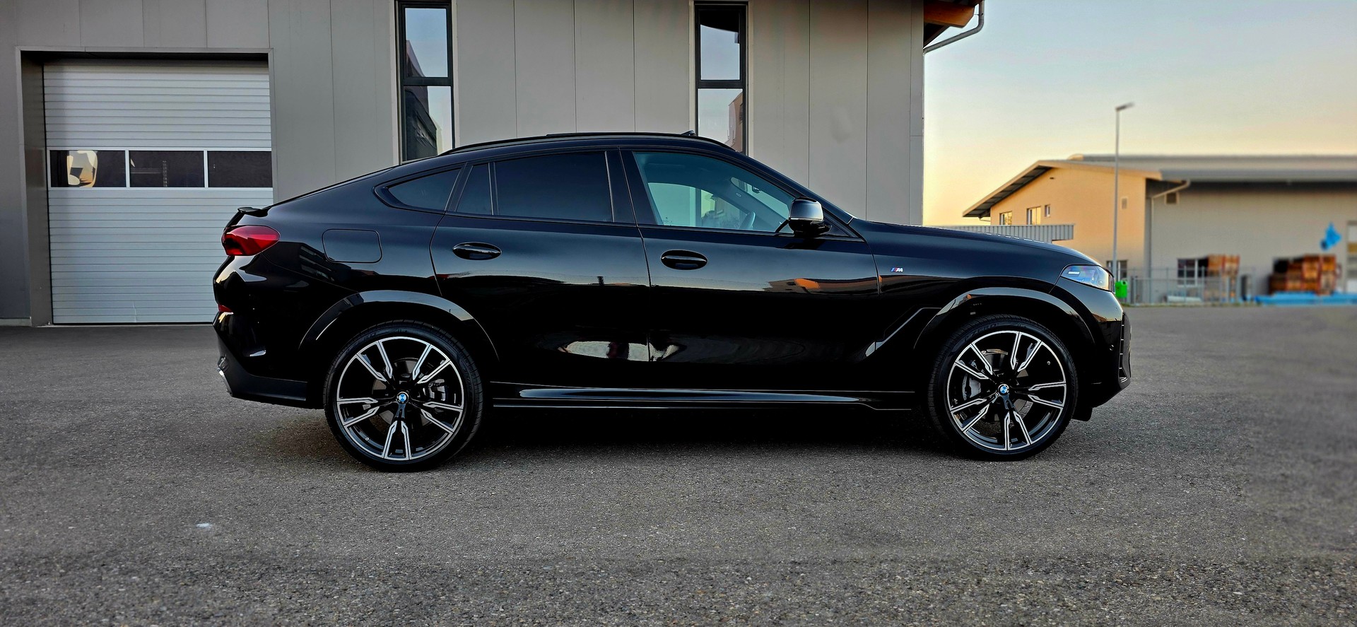 BMW X6 xDrive 48V 40d M Sport Pro Steptronic-image-1