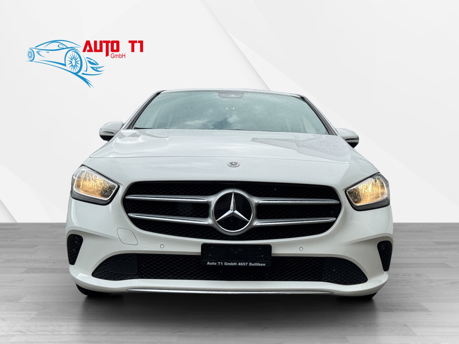 MERCEDES-BENZ B 180 SE Line 7G-DCT-image-1