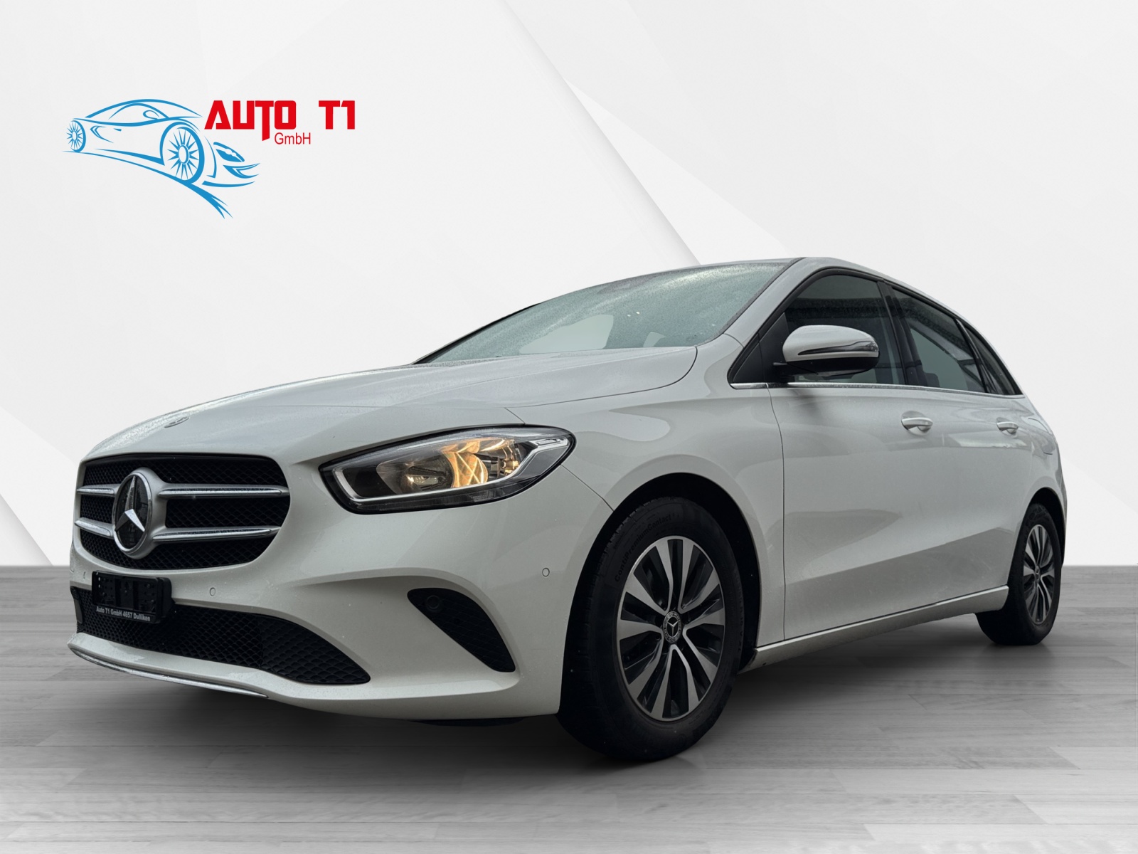 MERCEDES-BENZ B 180 SE Line 7G-DCT-image-0