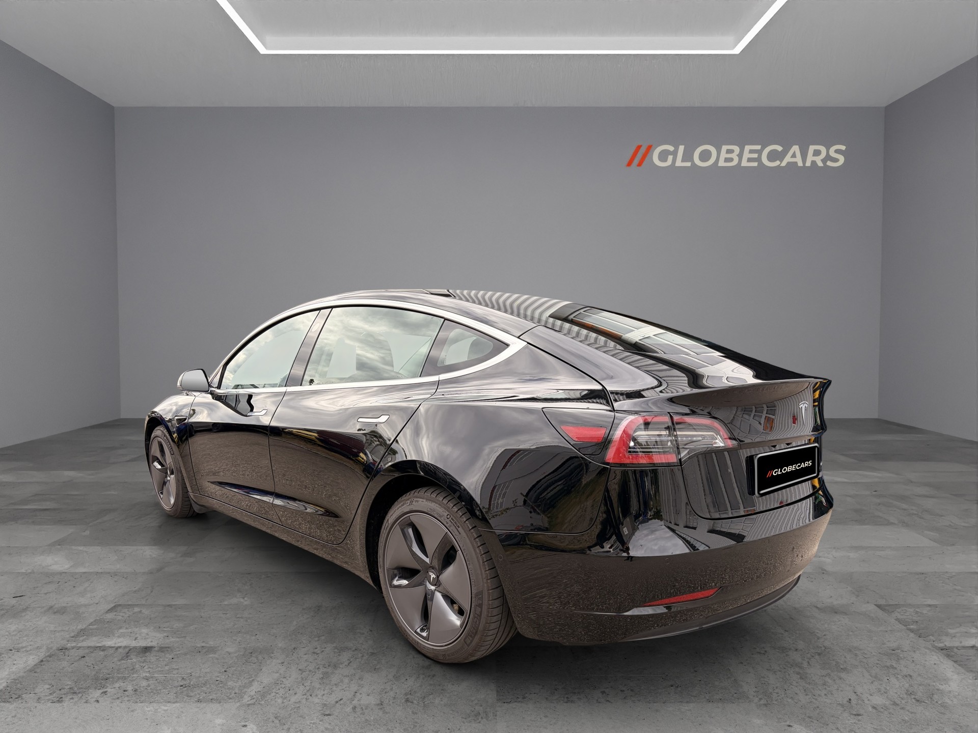 TESLA Model 3 Long Range Dual Motor AWD (CH-Fahrzeug)-image-5