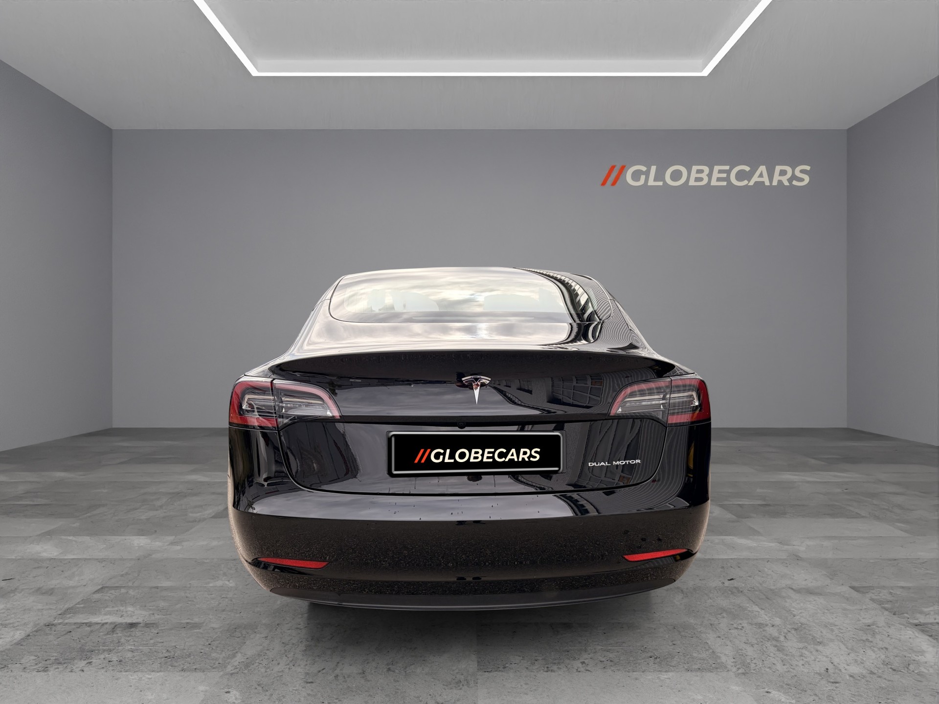 TESLA Model 3 Long Range Dual Motor AWD (CH-Fahrzeug)-image-4