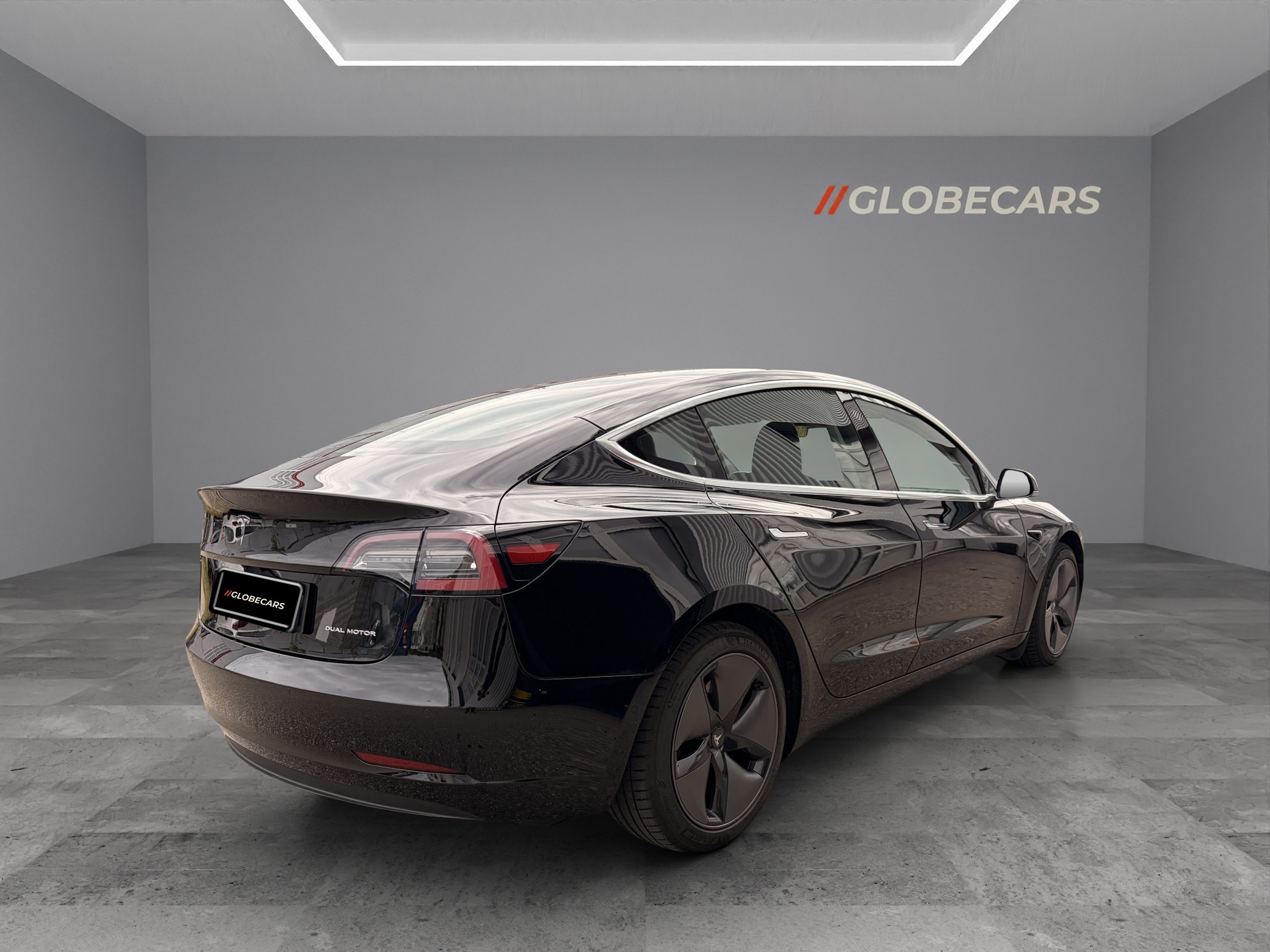 TESLA Model 3 Long Range Dual Motor AWD (CH-Fahrzeug)-image-3