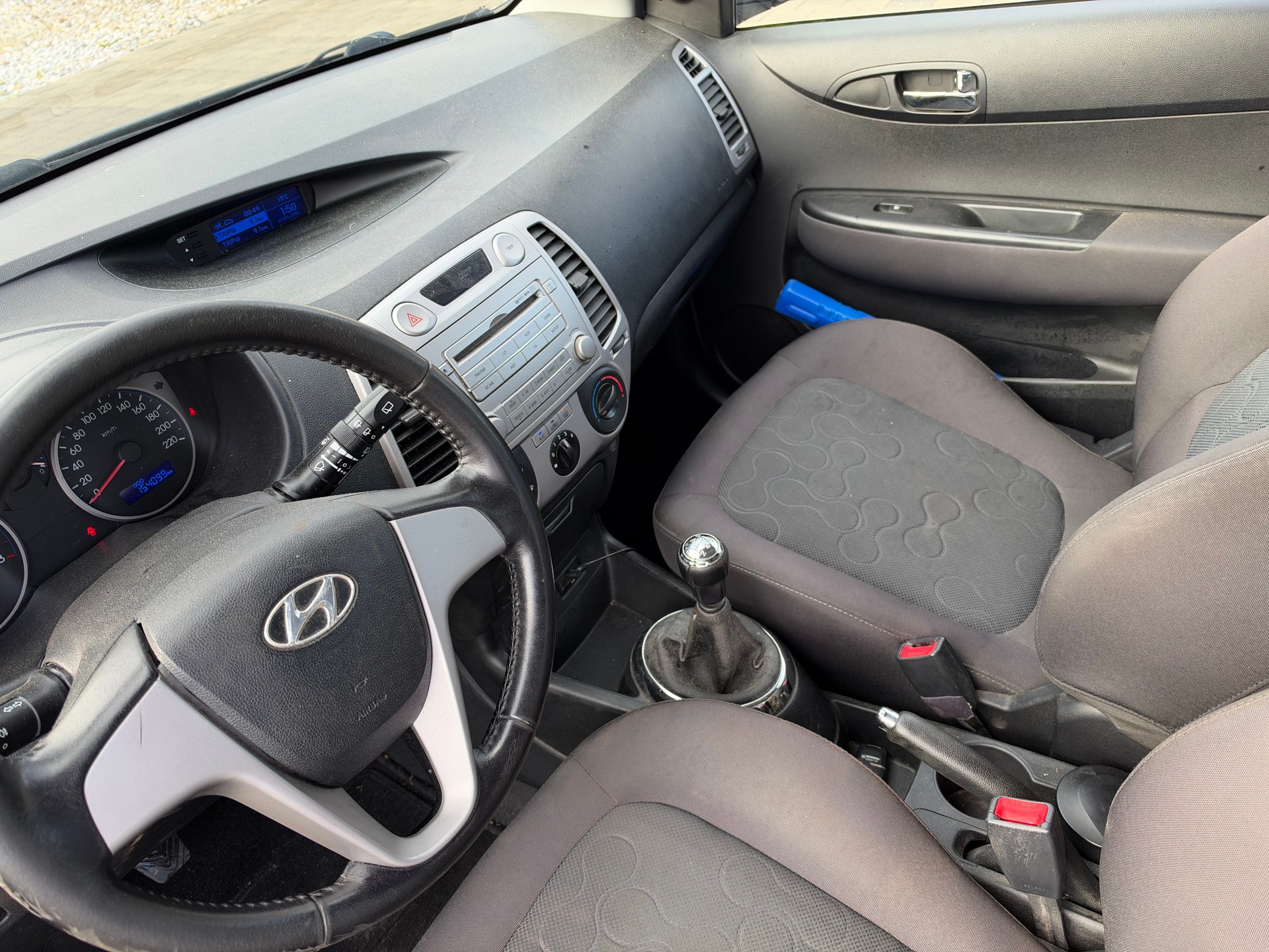 HYUNDAI i20 1.2 Comfort-image-8