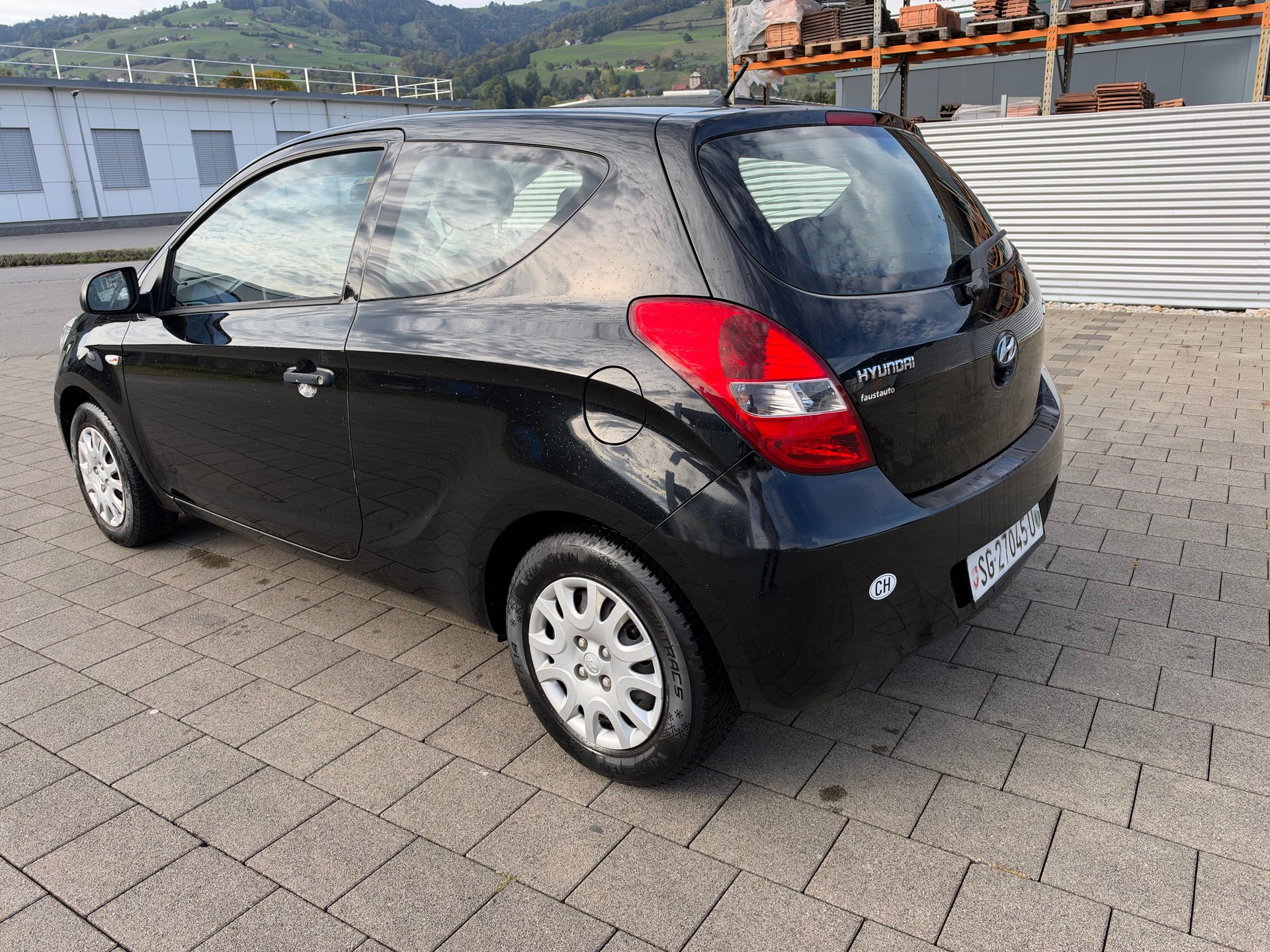 HYUNDAI i20 1.2 Comfort-image-3