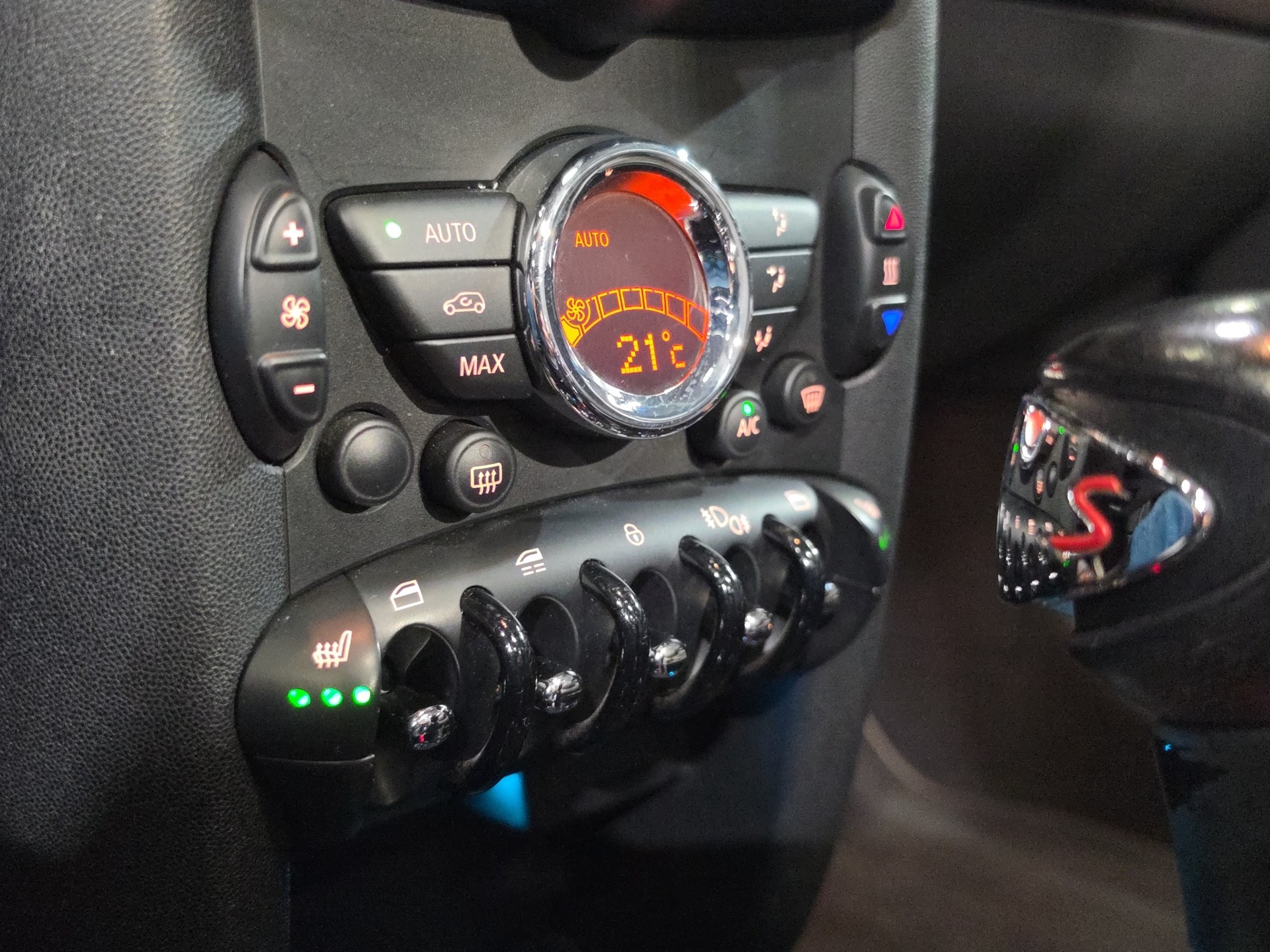 MINI Cooper S Cabriolet Steptronic-image-15