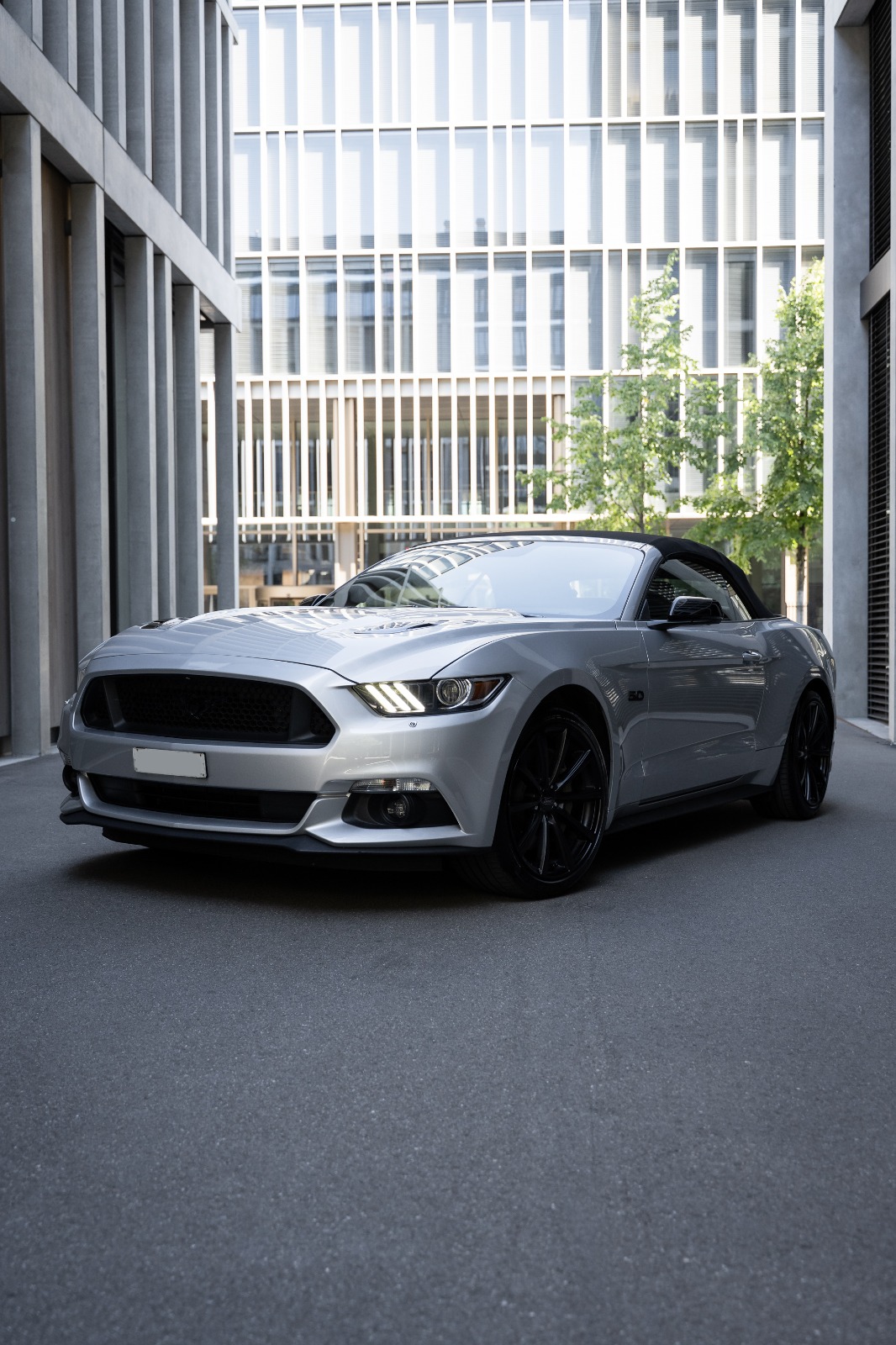 FORD Mustang Convertible 5.0 V8 GT Automat