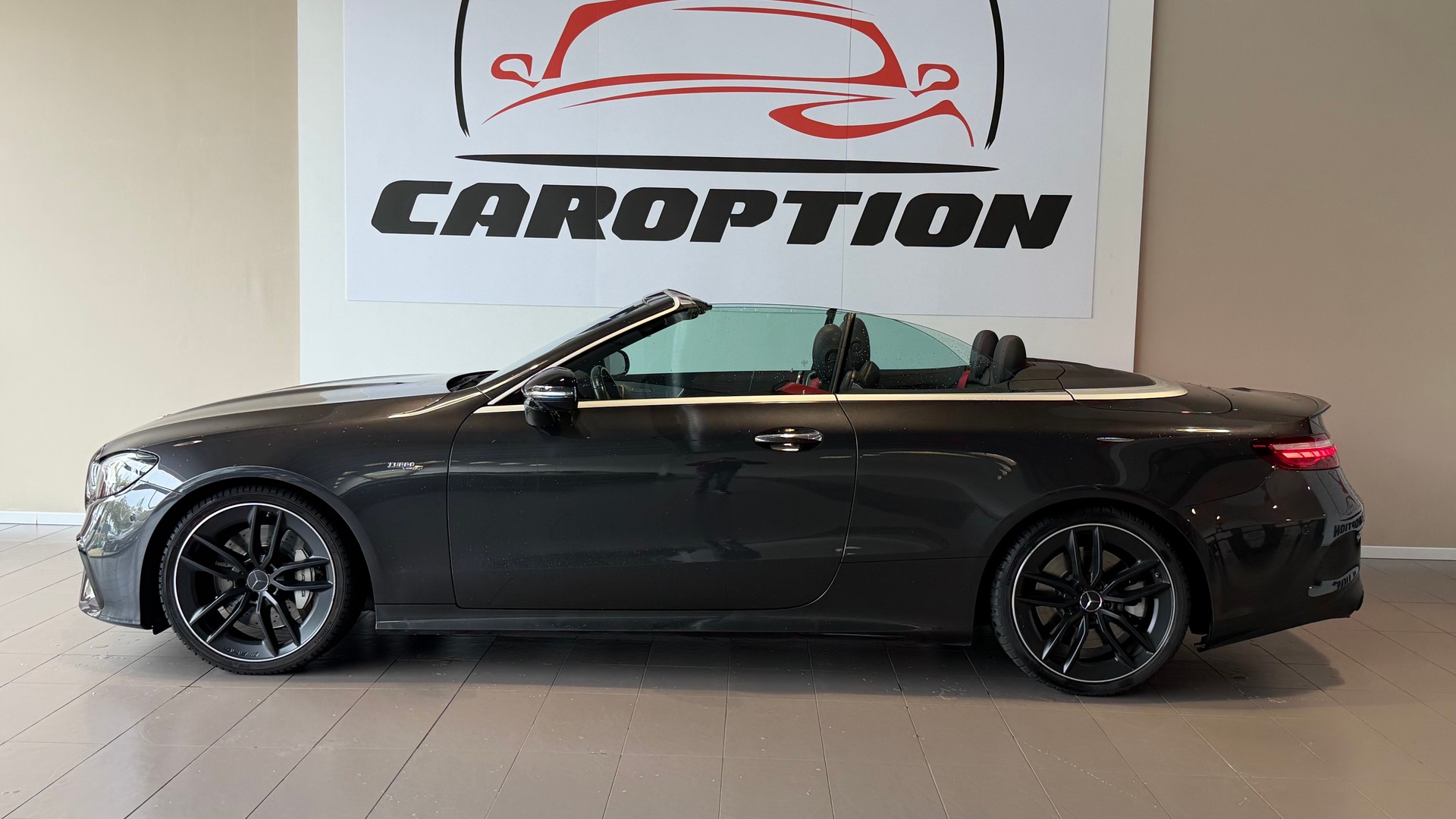 MERCEDES-BENZ E 53 Cabriolet AMG 4 Matic+ 9G-Speedshift TCT-image-3