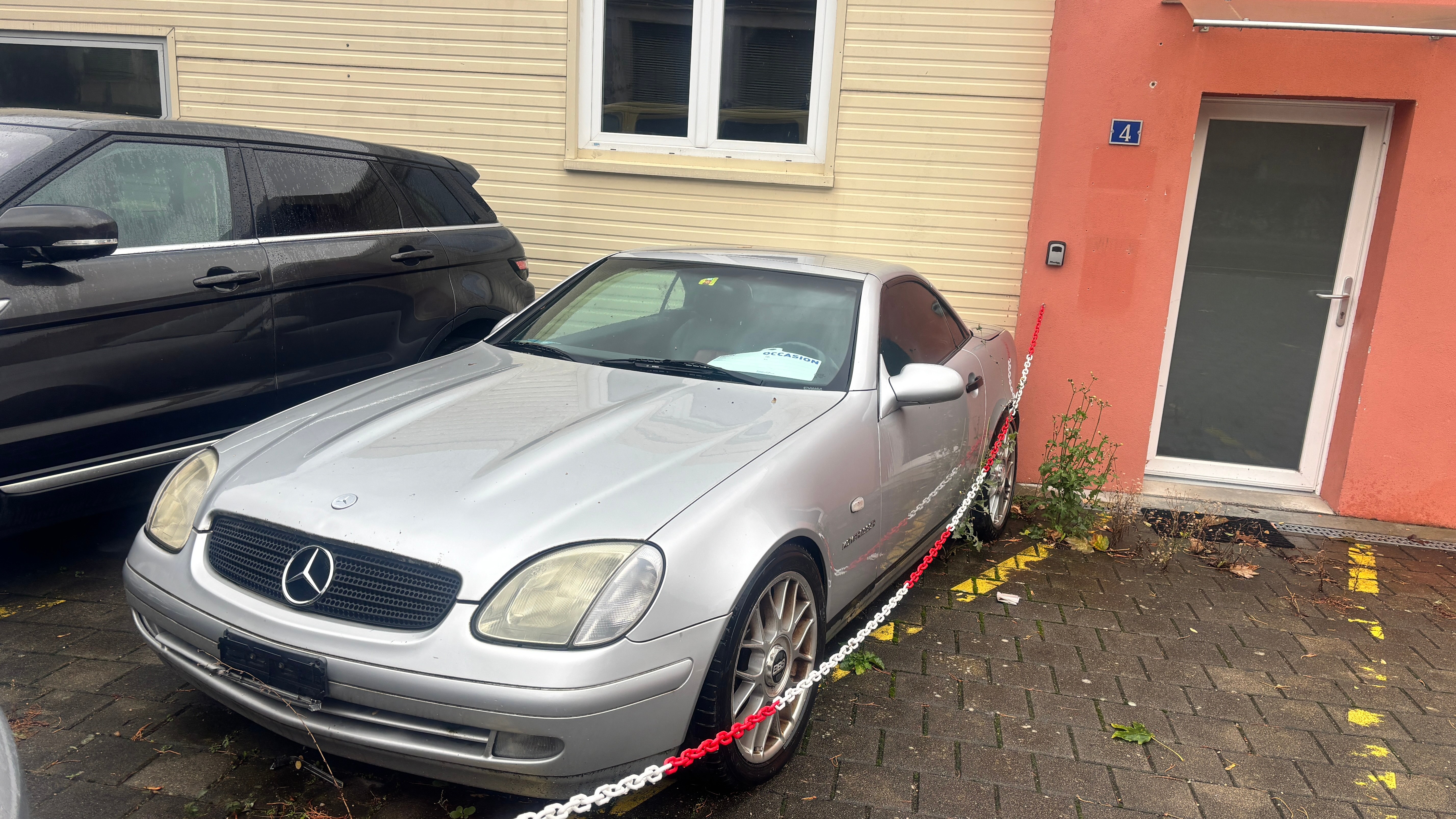 Car photo