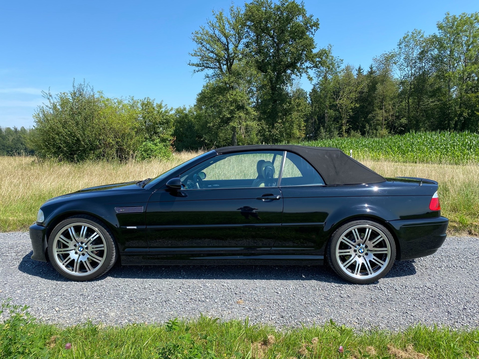 BMW M3 Cabriolet-image-2