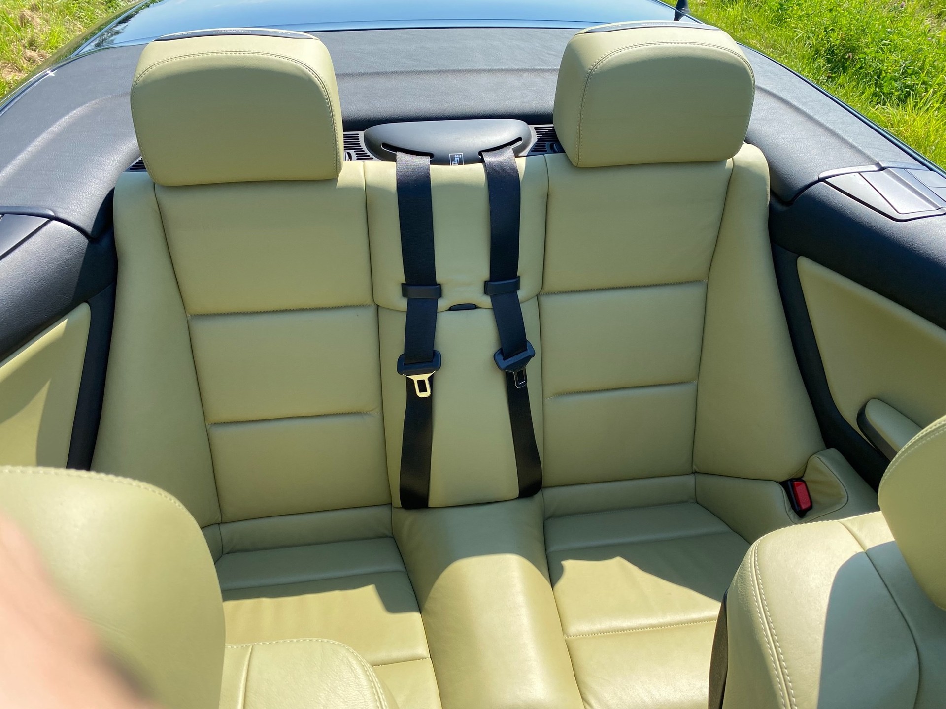 BMW M3 Cabriolet-image-12