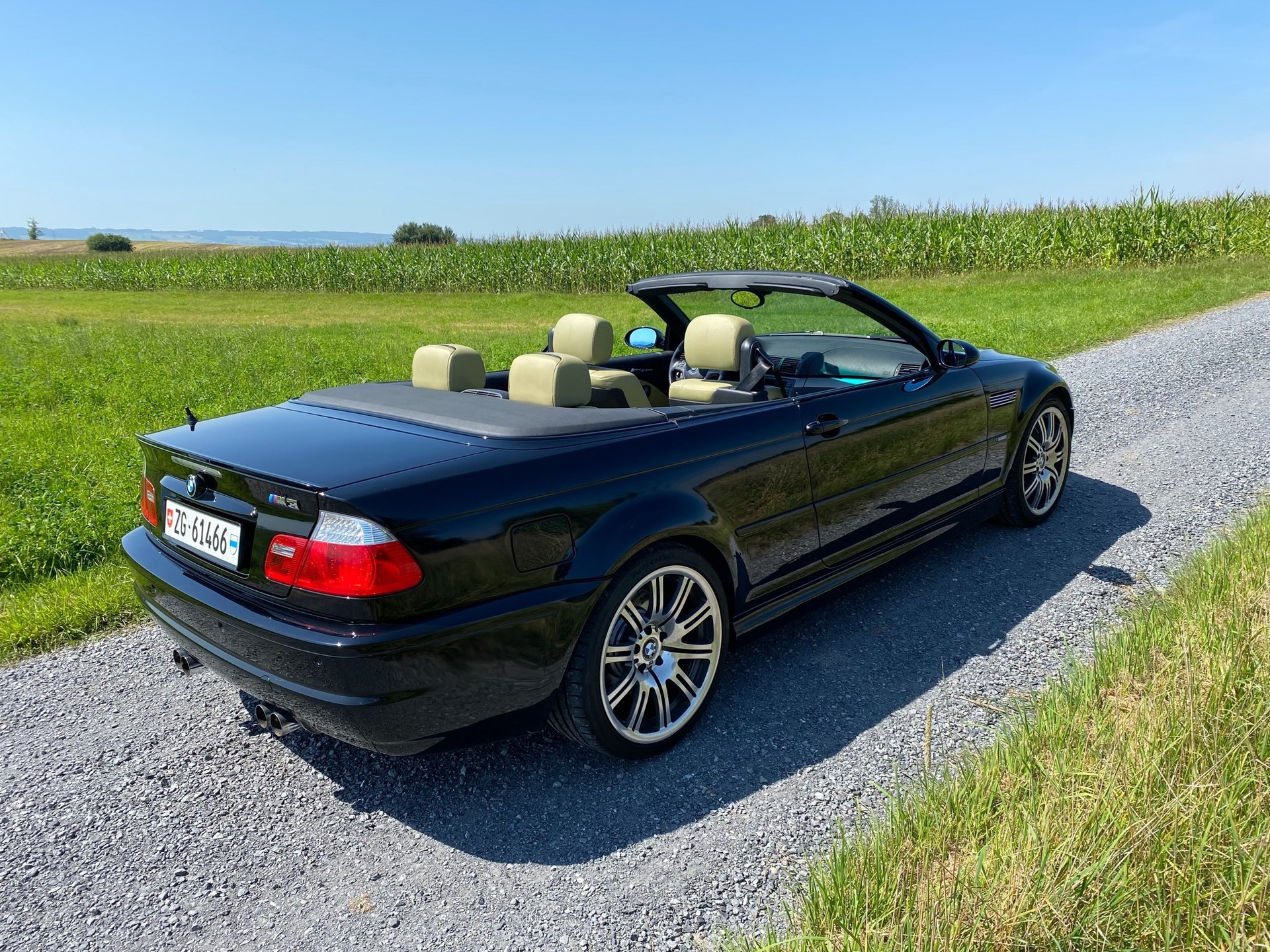 BMW M3 Cabriolet-image-4