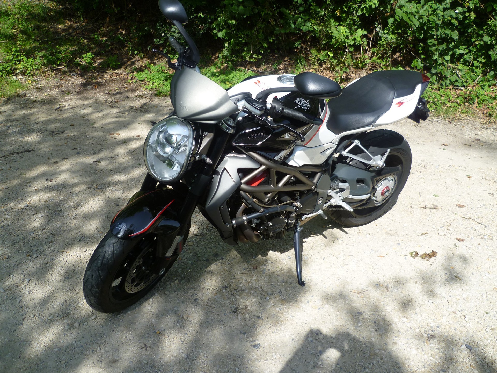 MV AGUSTA B4 Brutale 1090 RR