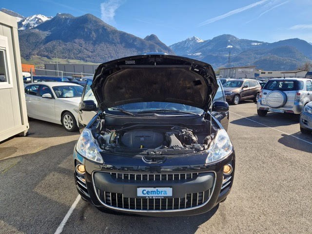 PEUGEOT 4007 2.2 HDi Platinum Edition-image-14