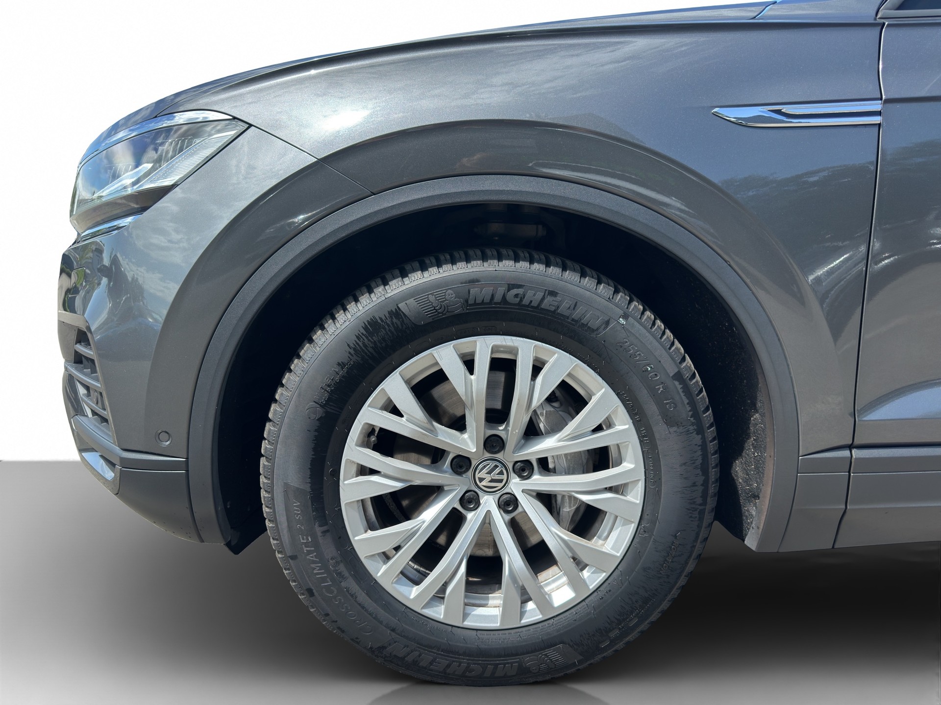 VW Touareg 3.0 TDI Tiptronic mit El-AHK-image-8
