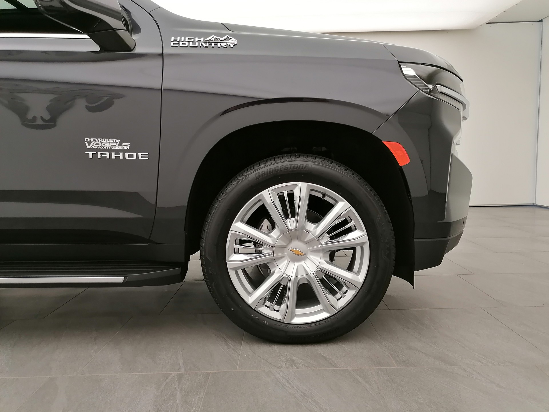 CHEVROLET Tahoe 6.2 AWD High Country-image-6