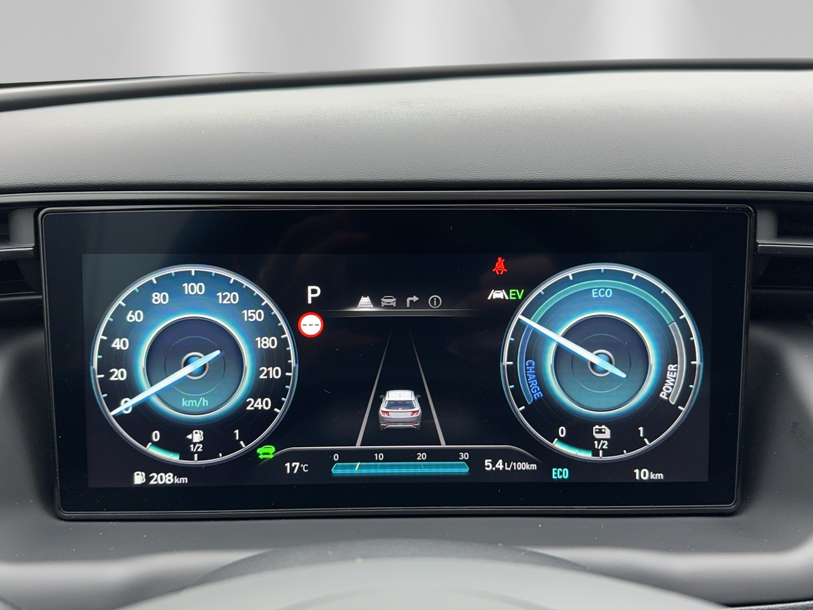 HYUNDAI Tucson 1,6PHEV N LUX 4WD-image-15