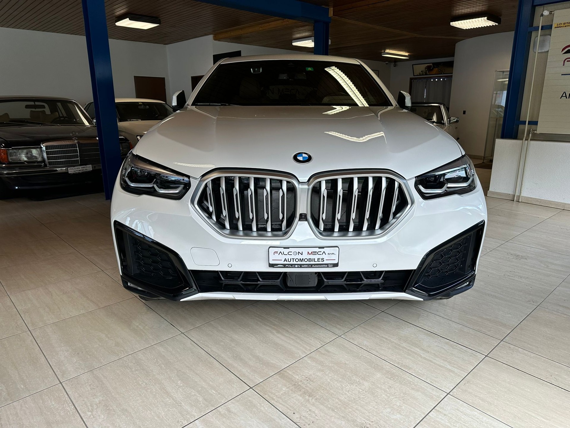 BMW X6 40i xDrive-image-1