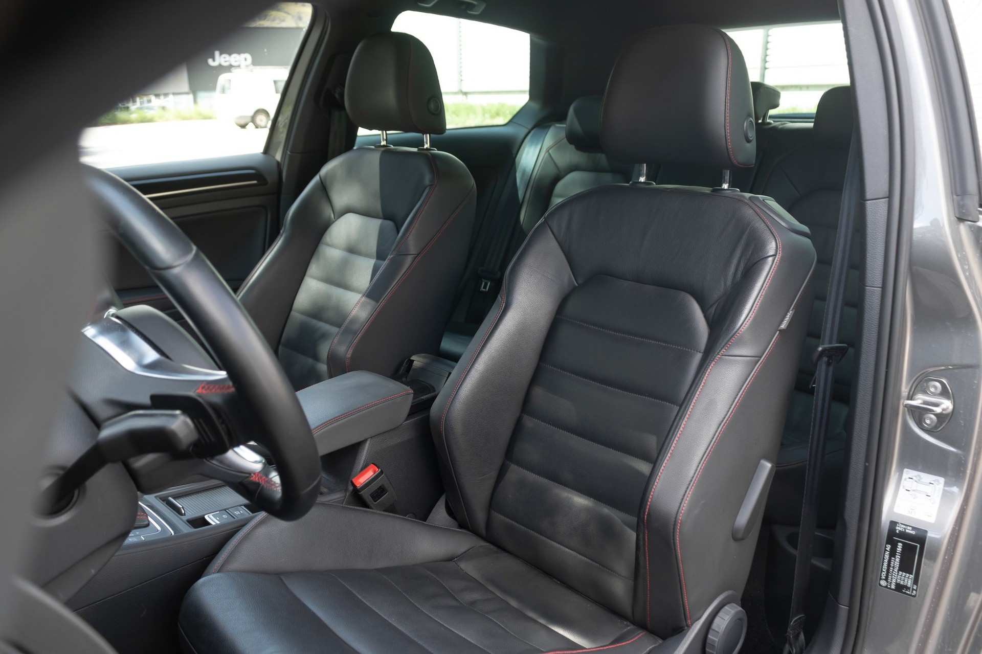 VW Golf 2.0 TSI GTI Performance DSG-image-5