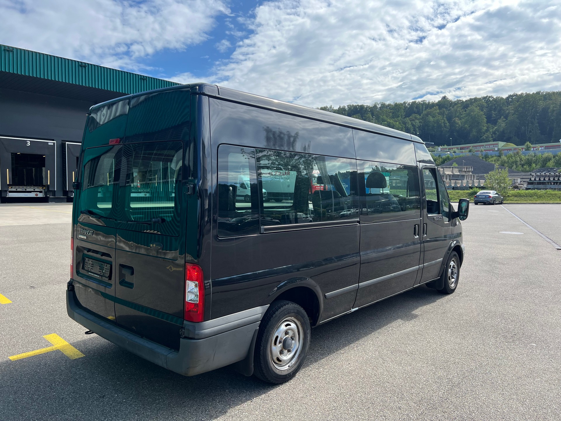 FORD Transit 2.2 TDCi 300 L Trend-image-4
