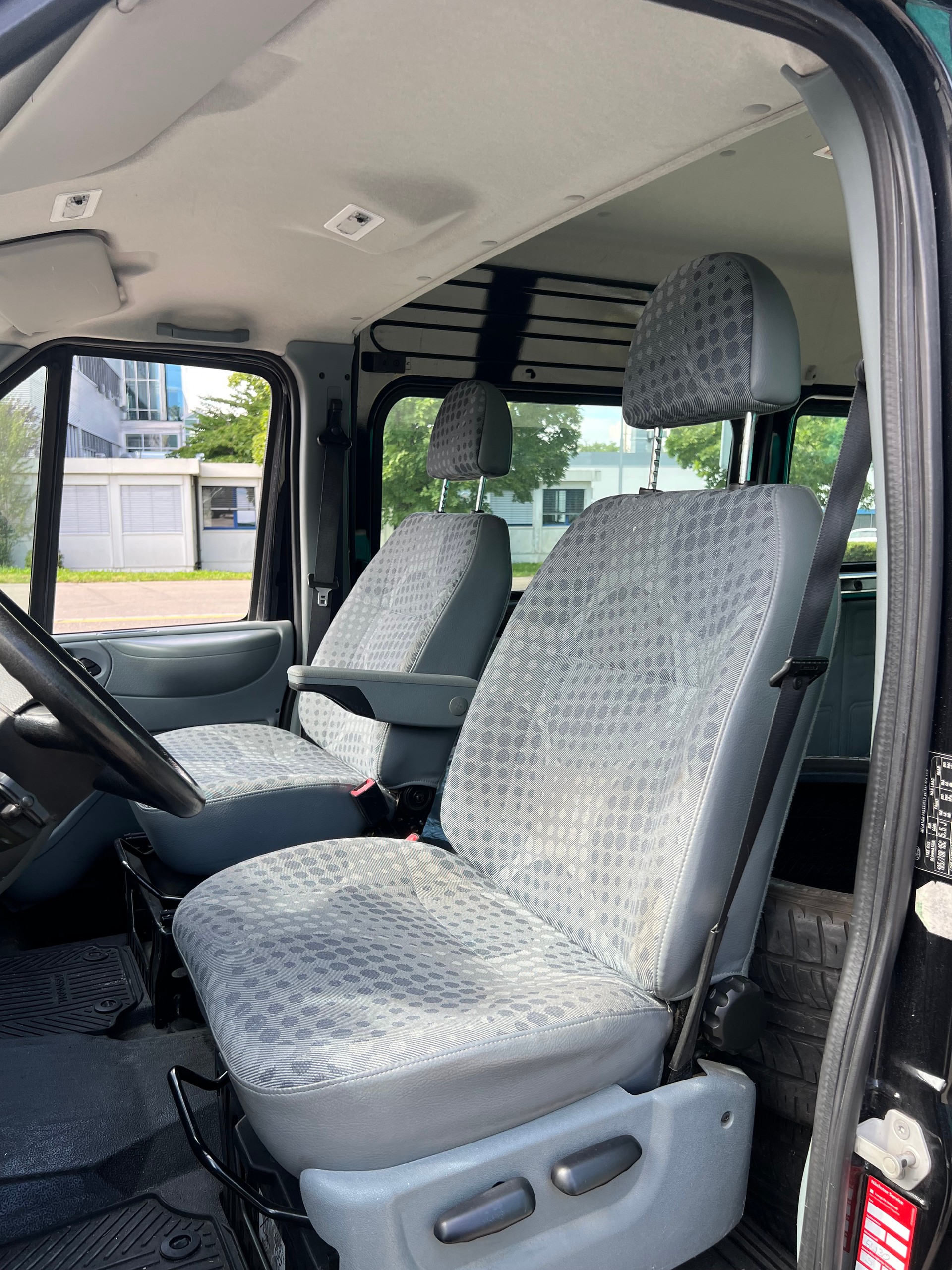 FORD Transit 2.2 TDCi 300 L Trend-image-9