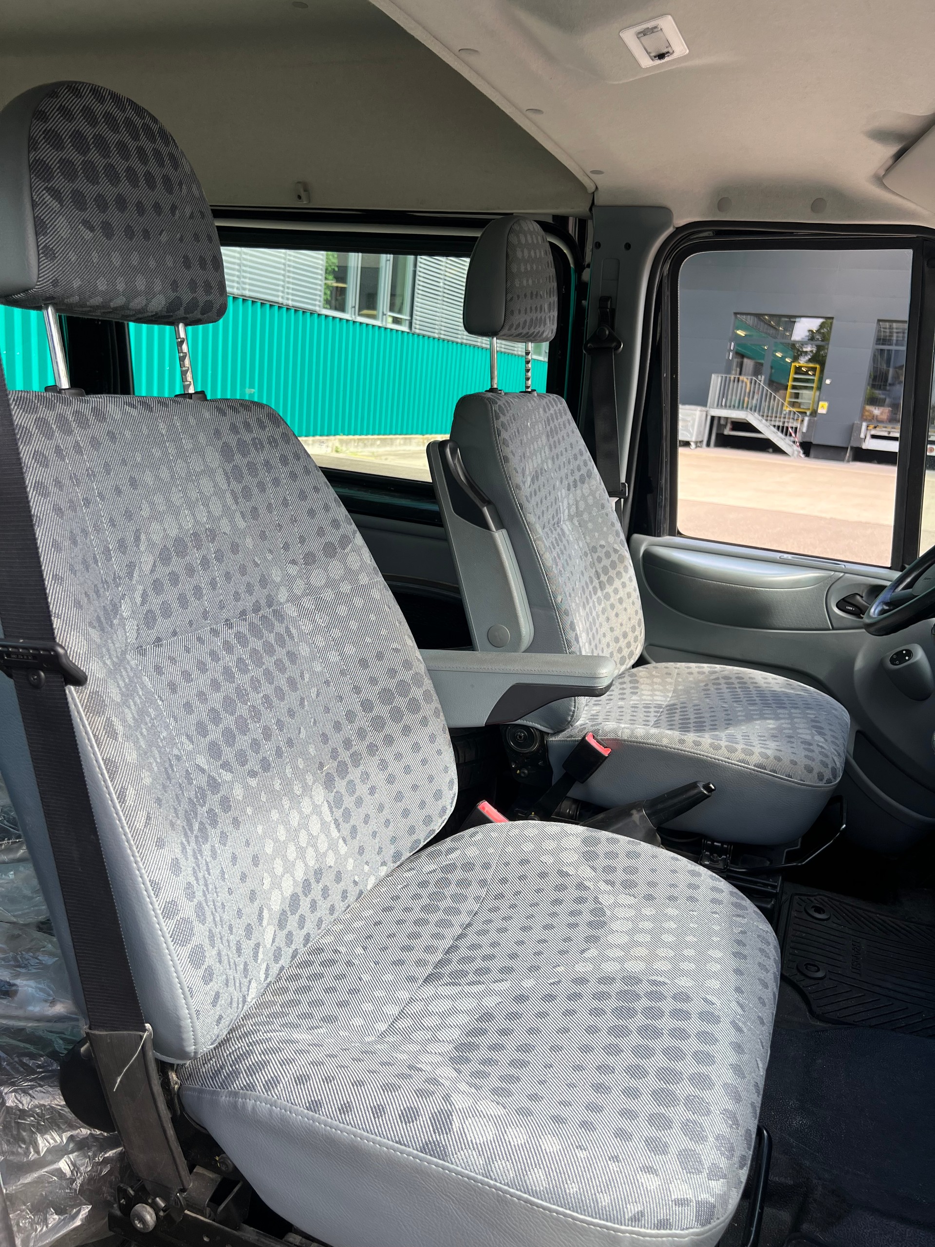 FORD Transit 2.2 TDCi 300 L Trend-image-14