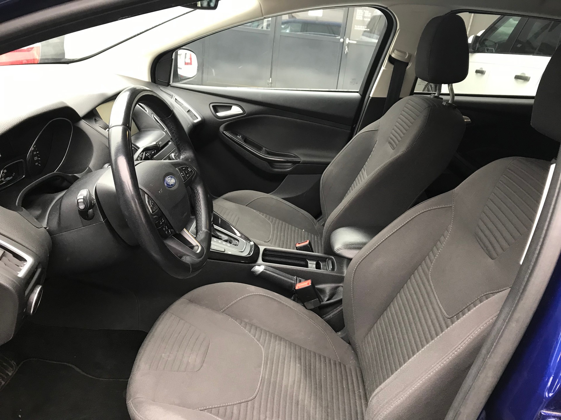 FORD Focus 2.0 TDCi Titanium Powershift-image-5