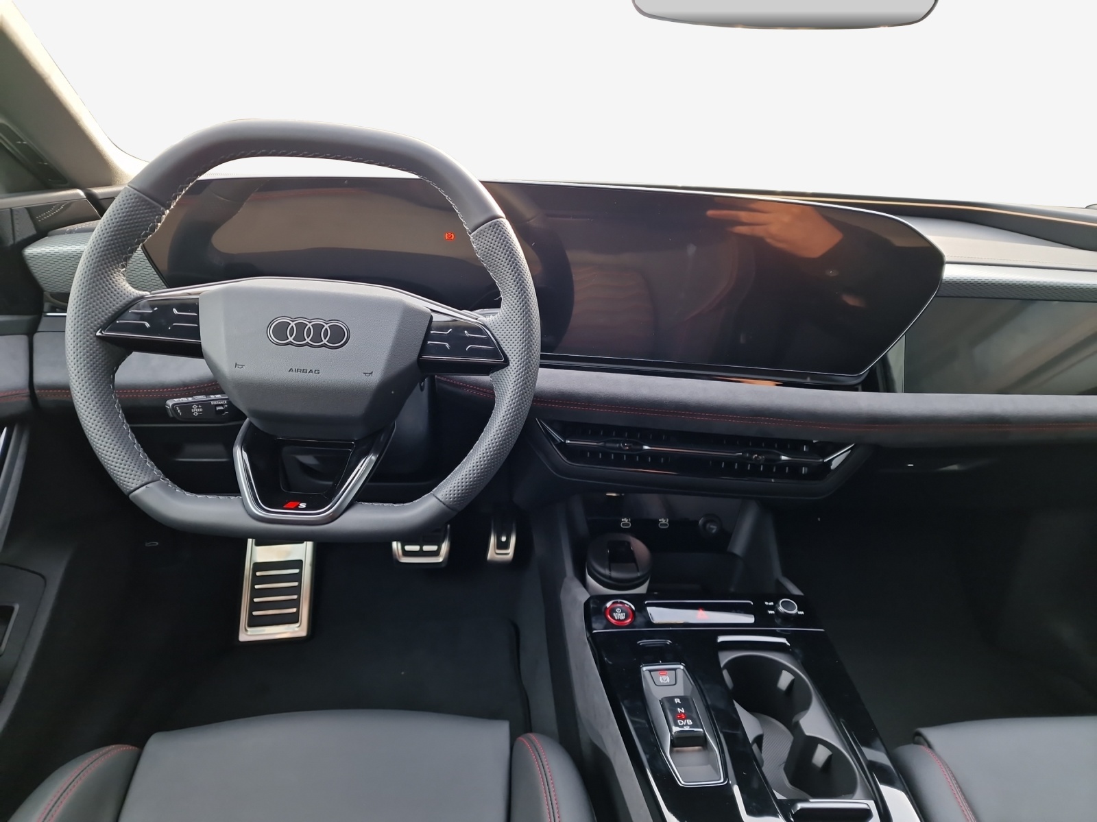 AUDI A6 Avant e-tron quattro-image-8