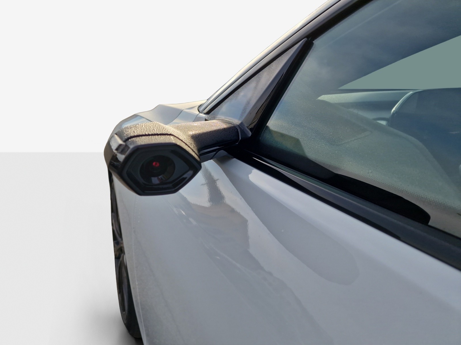AUDI A6 Avant e-tron quattro-image-15