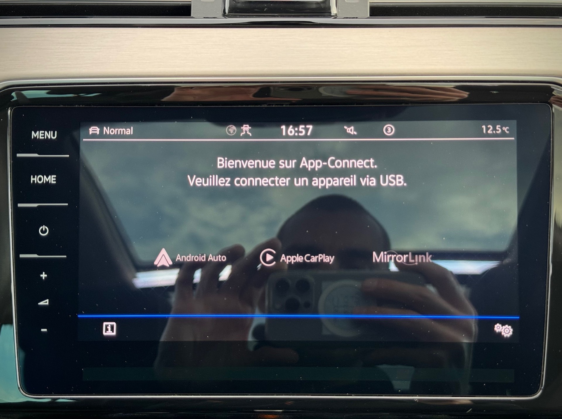 VW Passat Variant 2.0 TSI Elegance R-Line 4Motion DSG - Véhicule Suisse (CH)-image-10