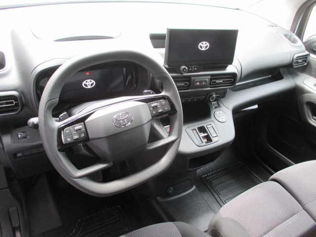 TOYOTA Proace City Van EV 50 kWh Active Medium-image-9