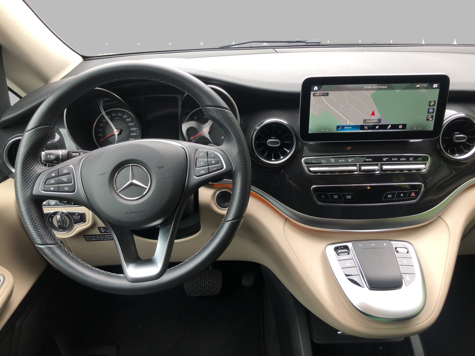 MERCEDES-BENZ Marco Polo 250 d 4M Automat-image-10