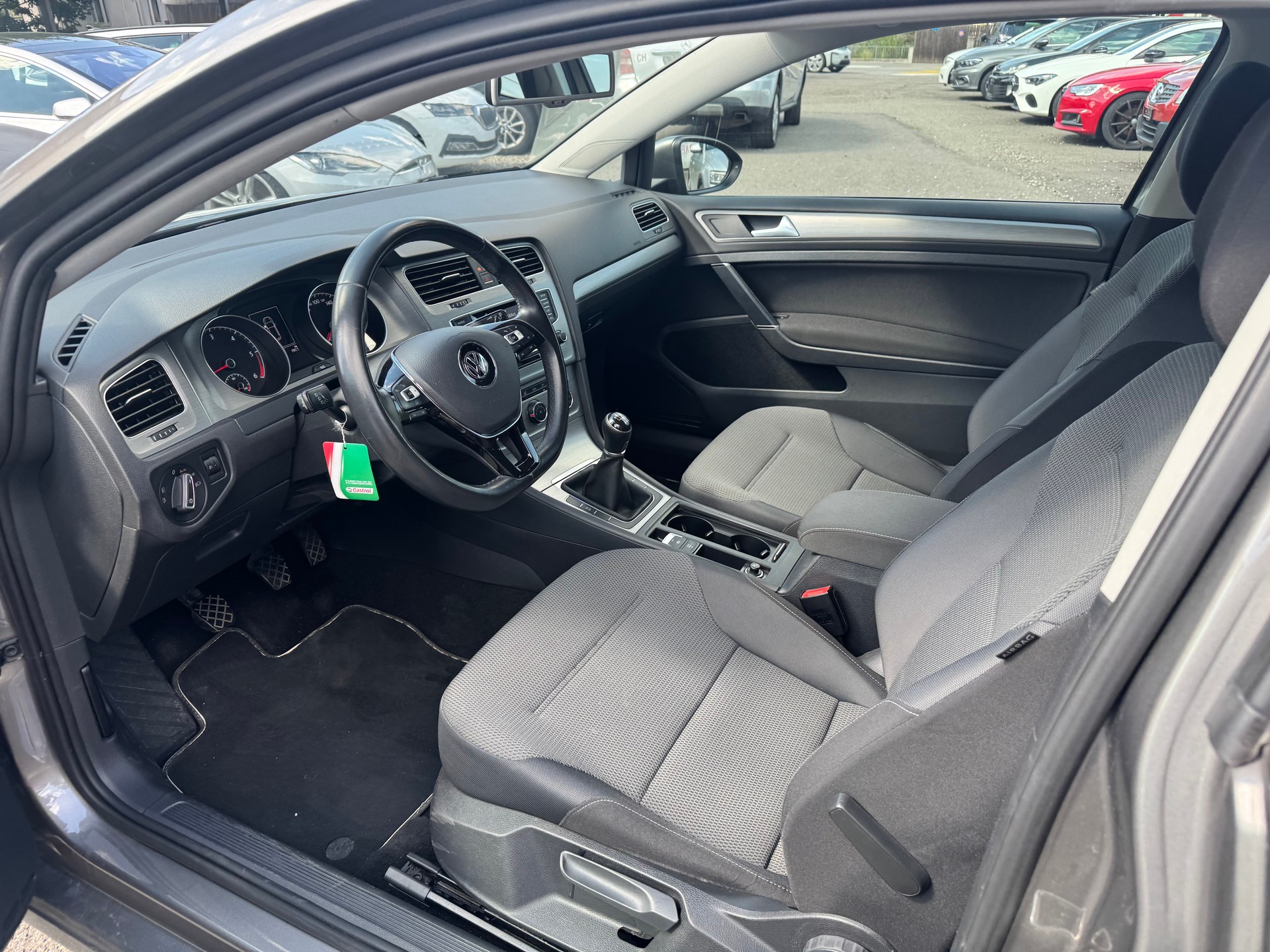 VW Golf 1.6 TDI BlueMotion Comfortline-image-6