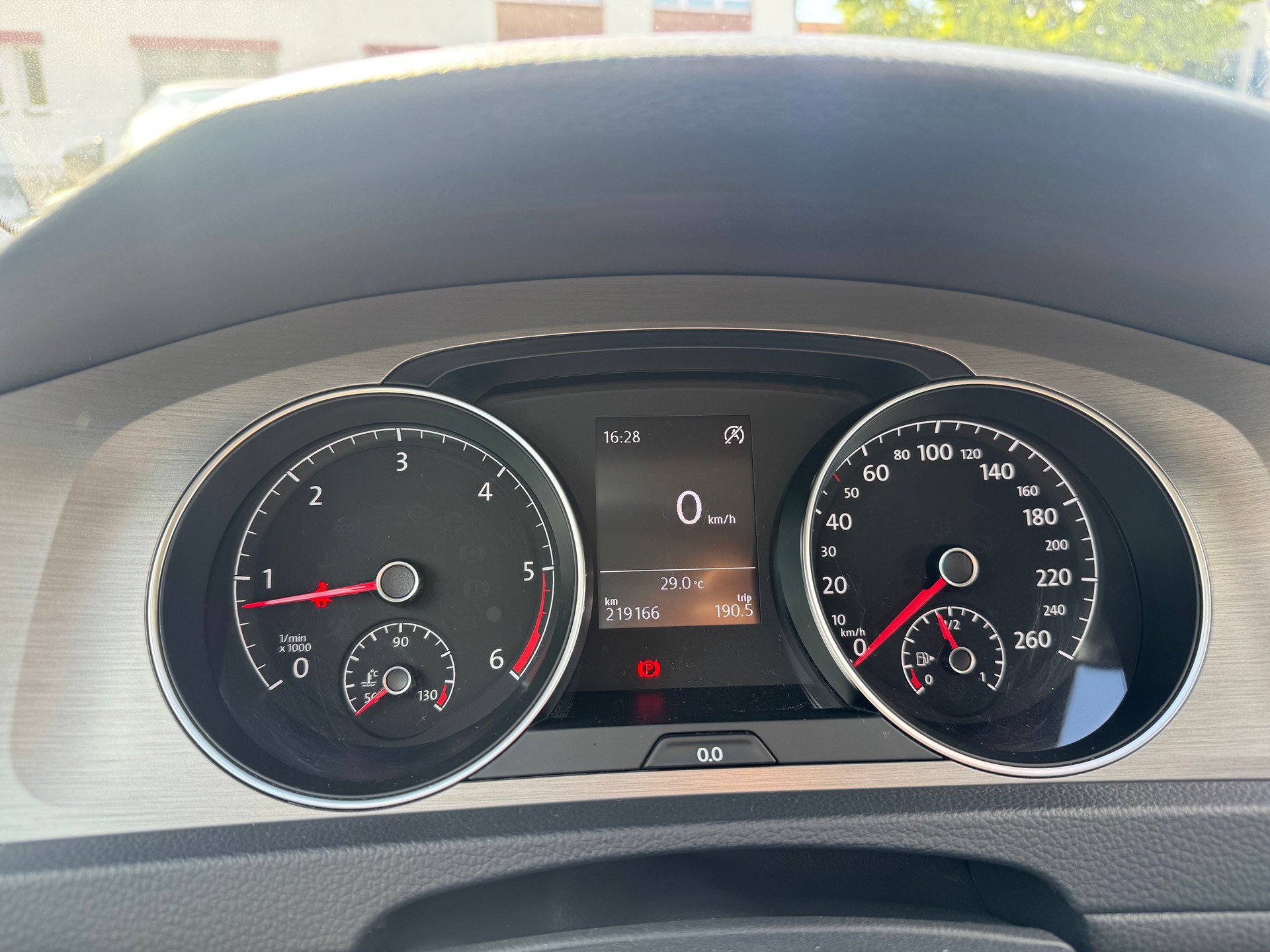 VW Golf 1.6 TDI BlueMotion Comfortline-image-11