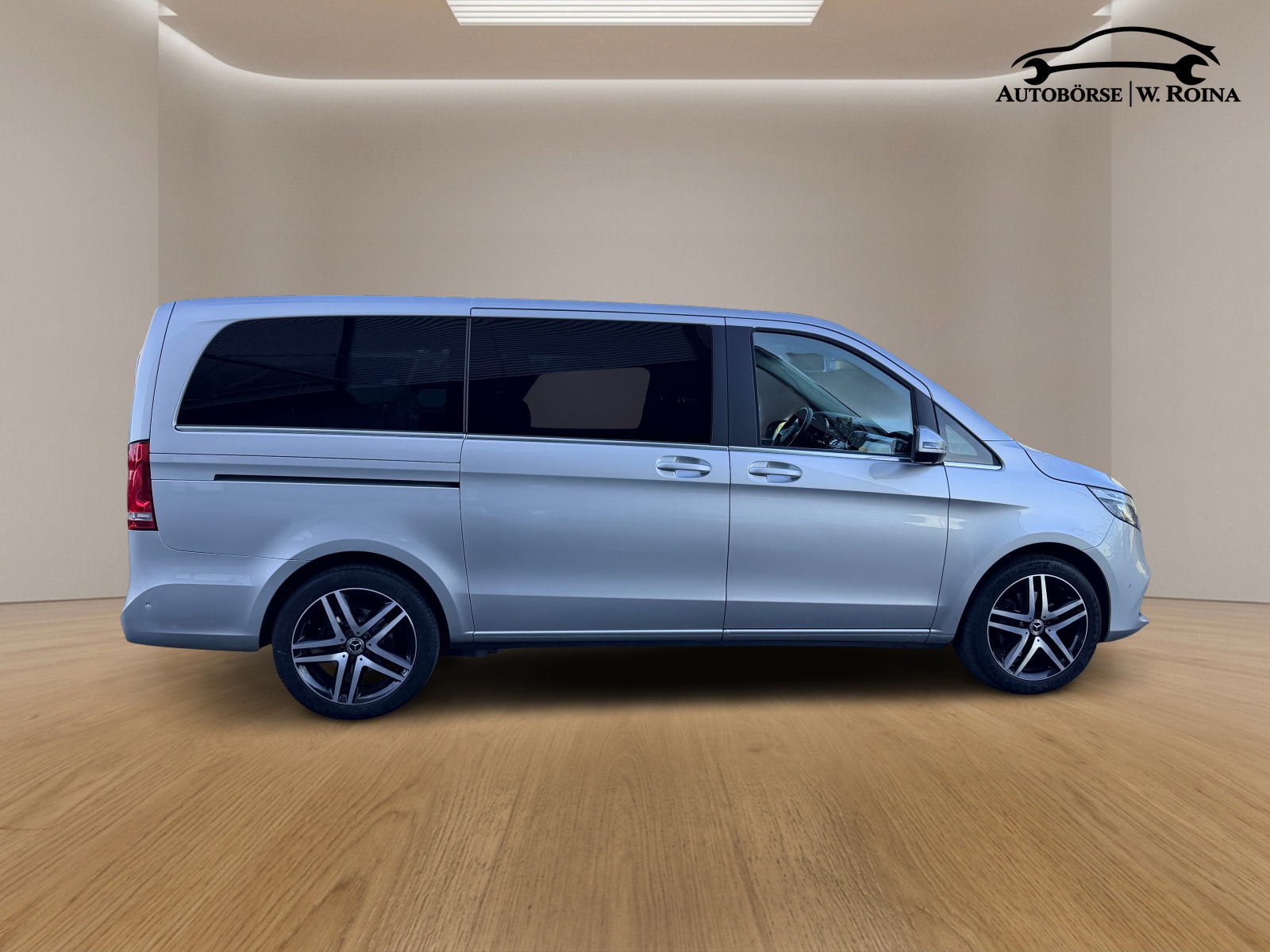 MERCEDES-BENZ V 300 d lang Avantgarde 4Matic 9G-Tronic-showroom-element-1